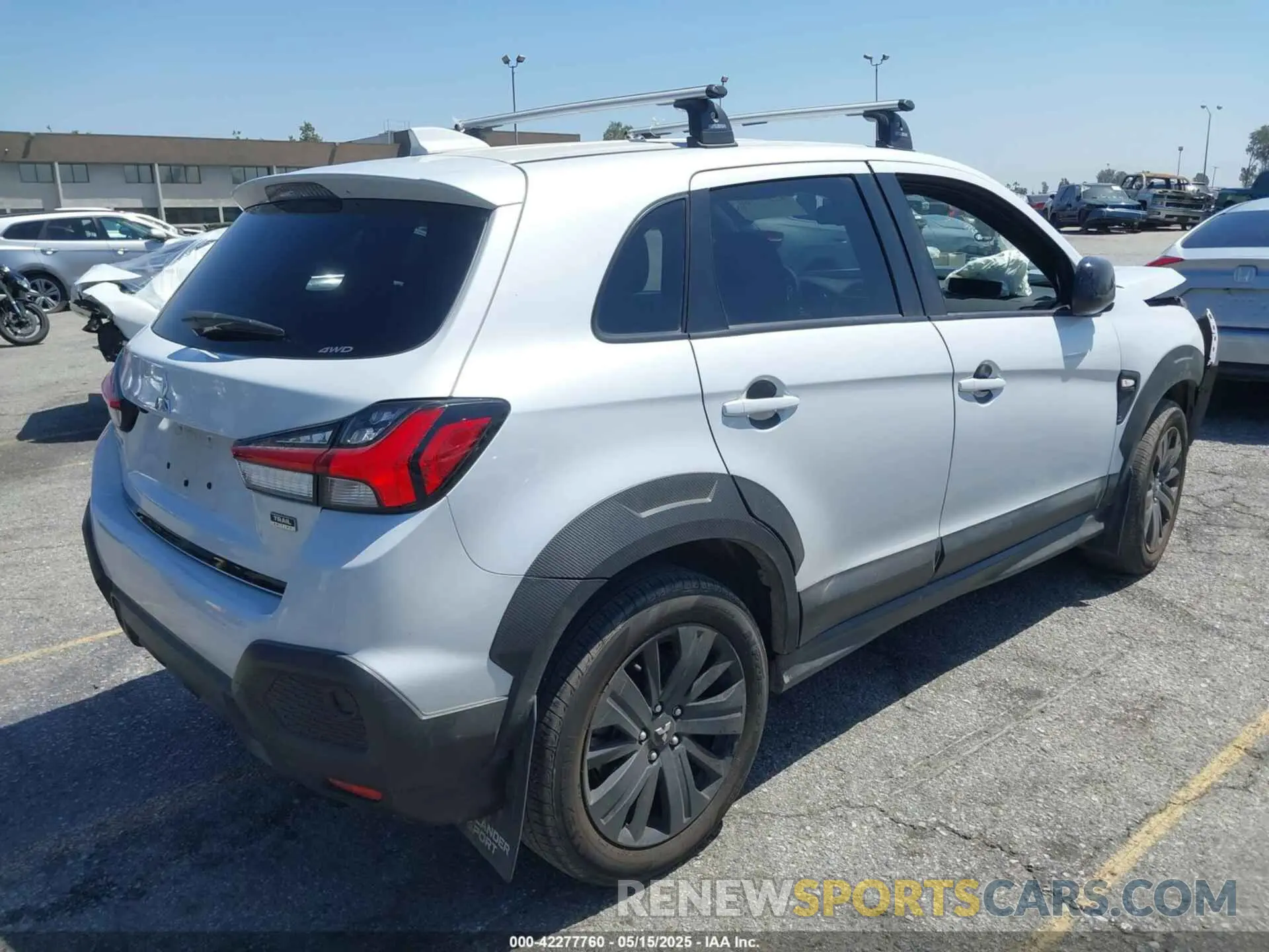4 Photograph of a damaged car JA4ARUAU4RU005267 MITSUBISHI OUTLANDER SPORT 2024