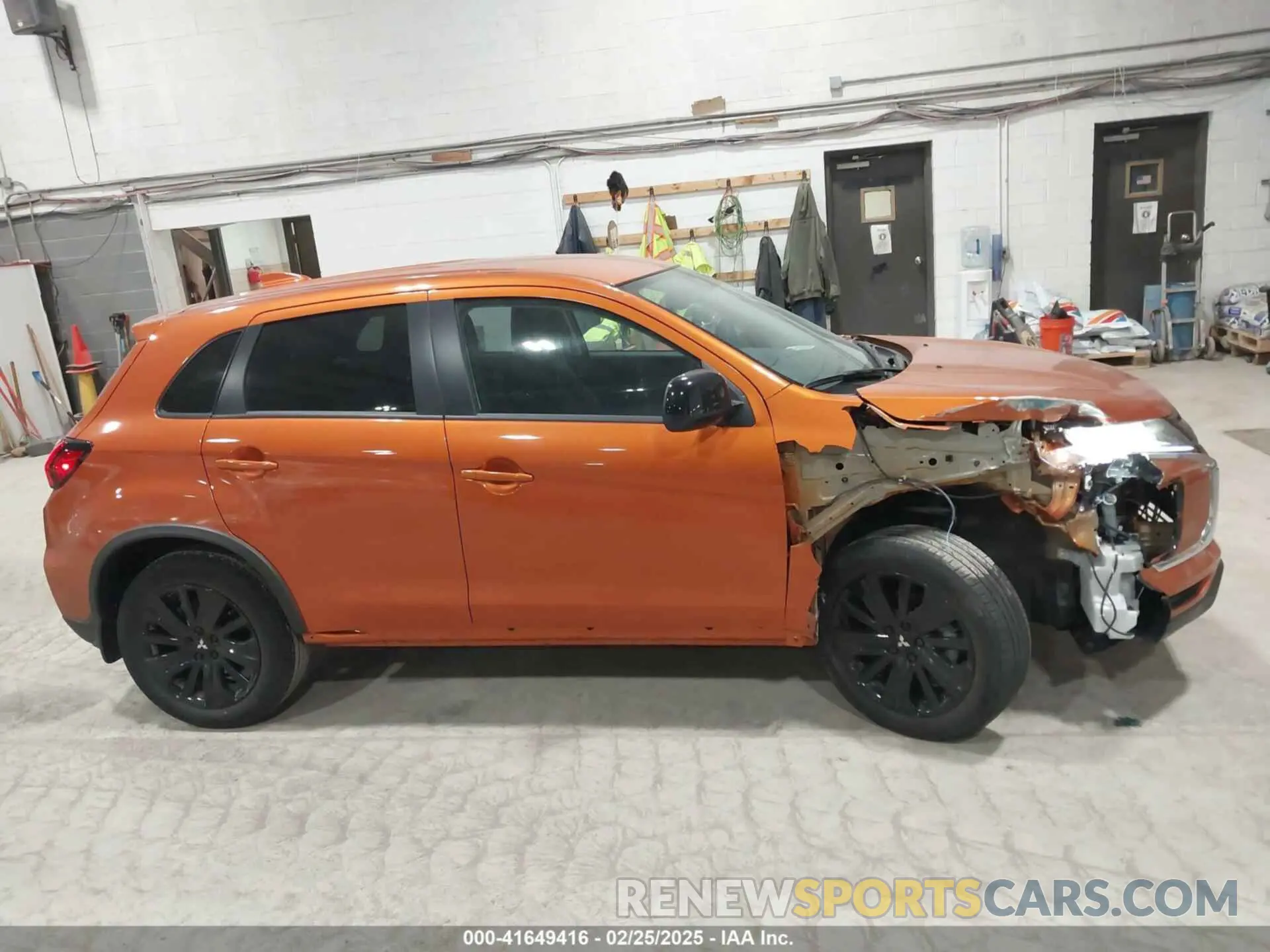 14 Photograph of a damaged car JA4ARUAU4RU012462 MITSUBISHI OUTLANDER SPORT 2024
