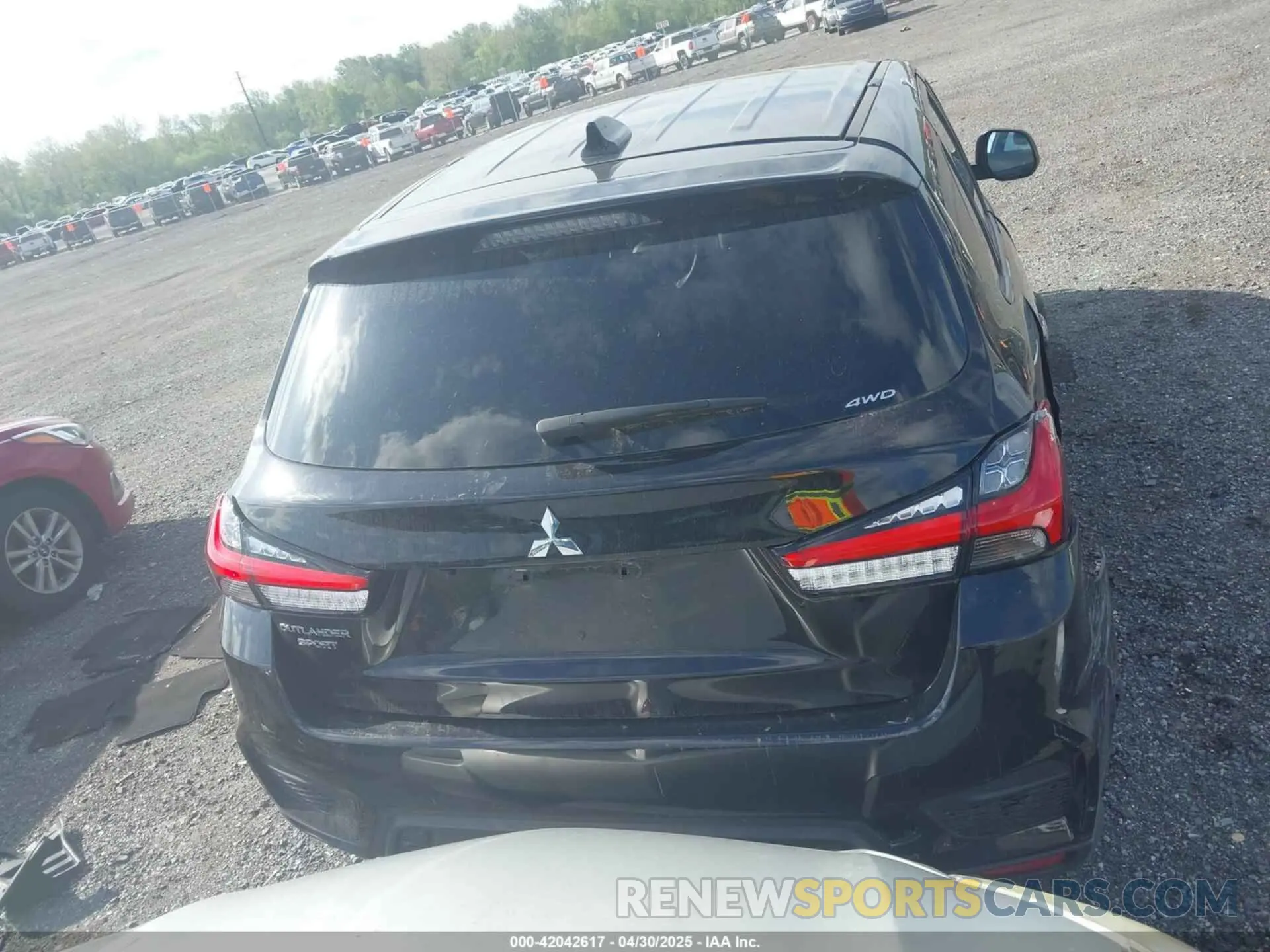 17 Photograph of a damaged car JA4ARUAU5RU000577 MITSUBISHI OUTLANDER SPORT 2024