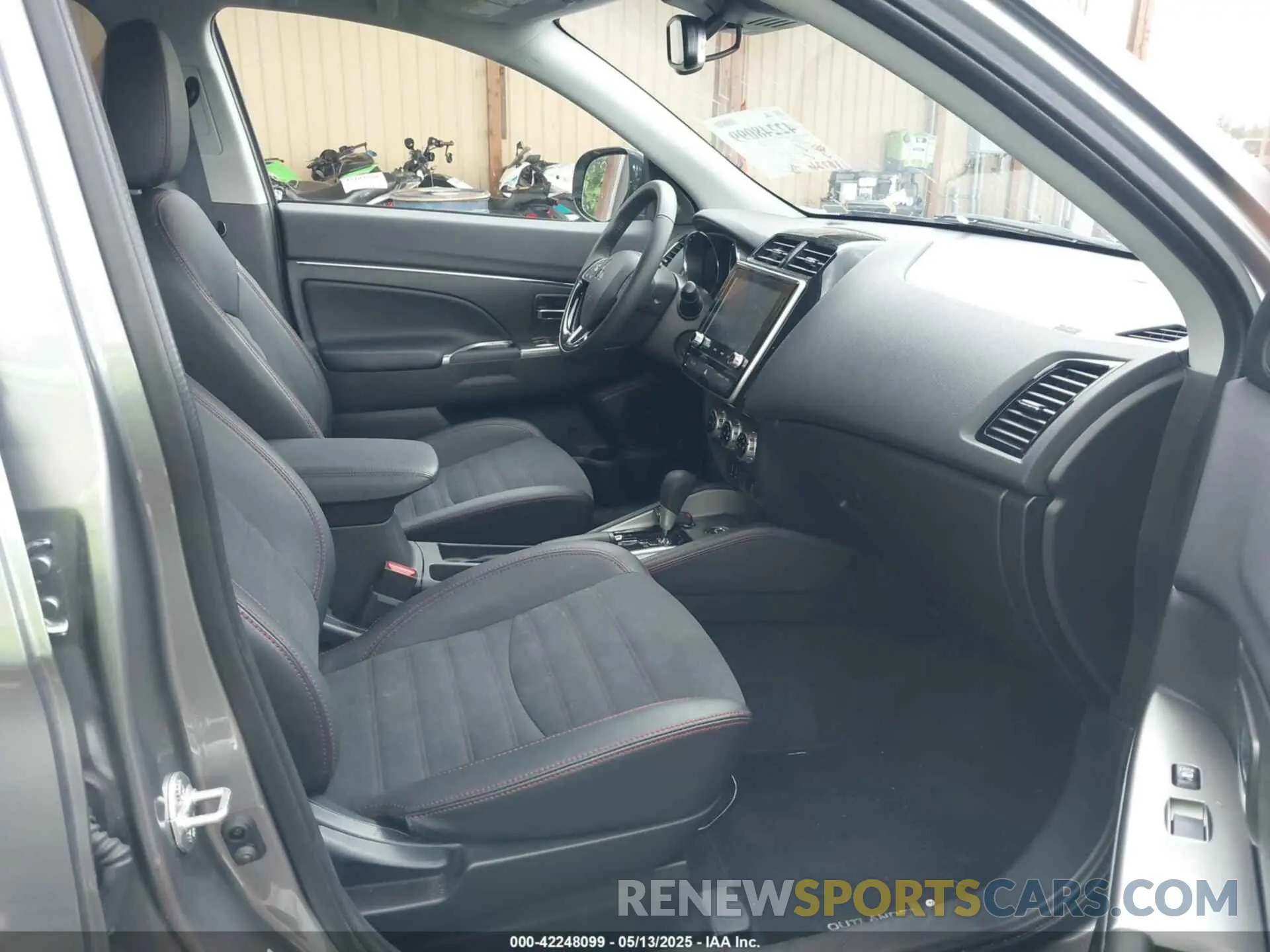 5 Photograph of a damaged car JA4ARUAU6RU013578 MITSUBISHI OUTLANDER SPORT 2024