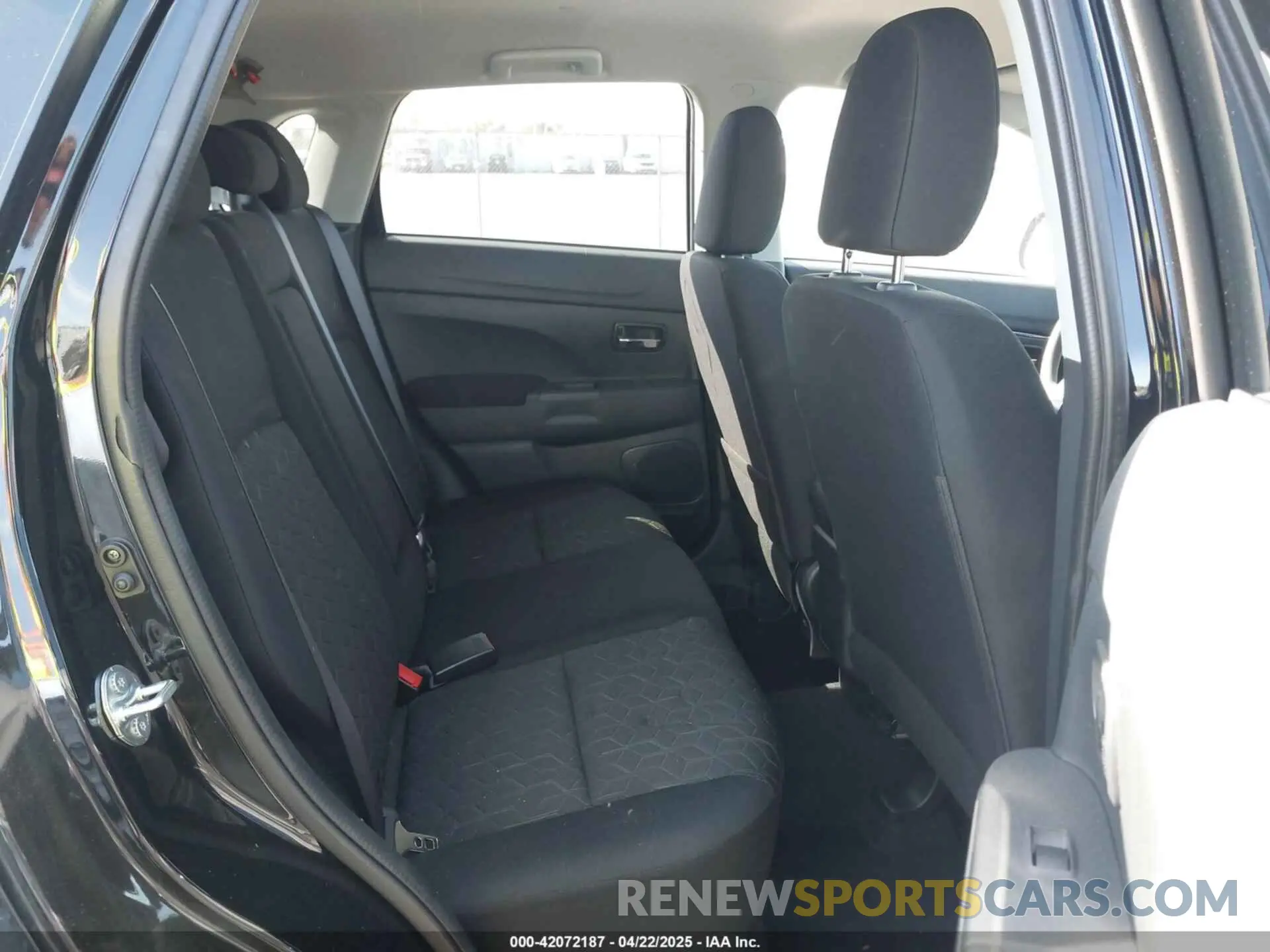 8 Photograph of a damaged car JA4ARUAU6RU025195 MITSUBISHI OUTLANDER SPORT 2024