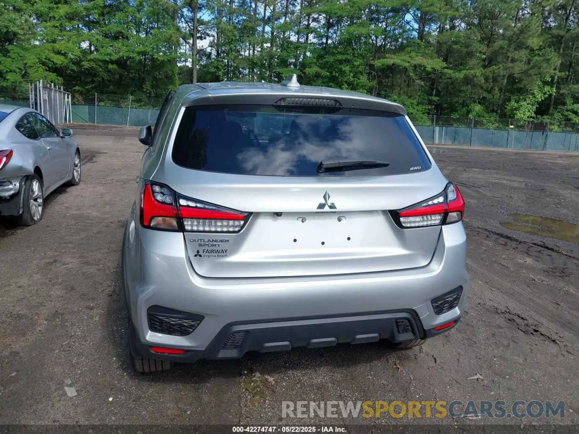 16 Photograph of a damaged car JA4ARUAU7RU016747 MITSUBISHI OUTLANDER SPORT 2024