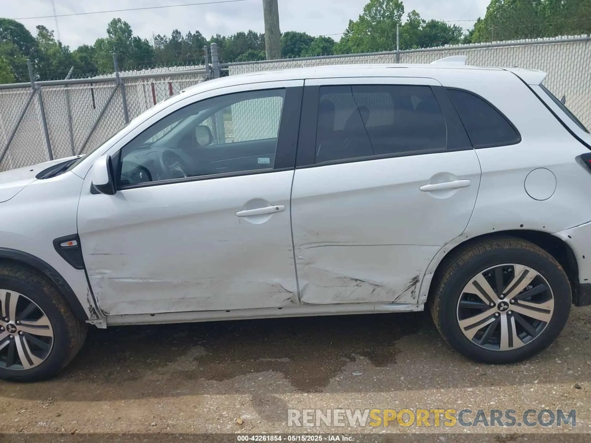6 Photograph of a damaged car JA4ARUAU8RU026106 MITSUBISHI OUTLANDER SPORT 2024