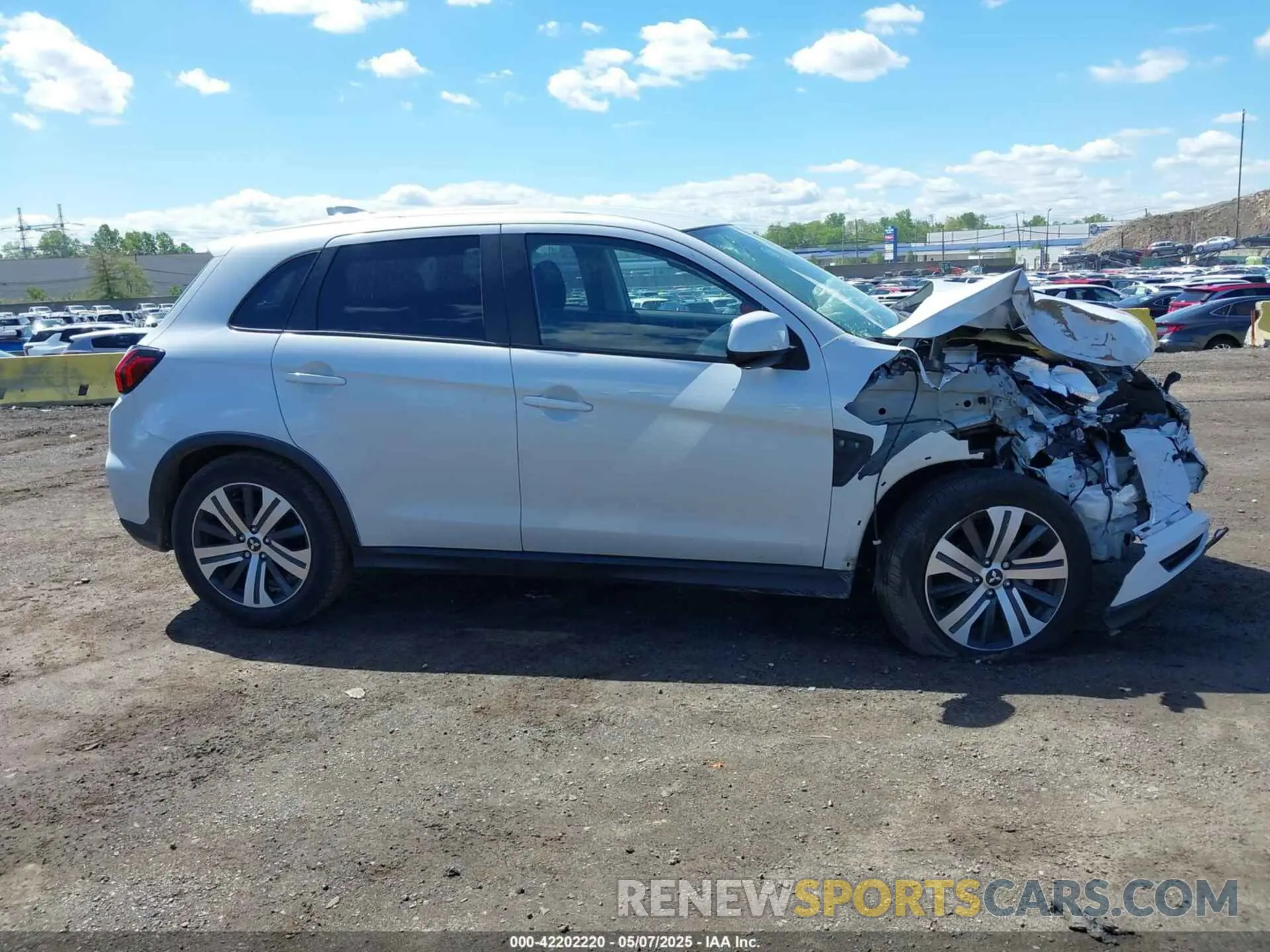 13 Photograph of a damaged car JA4ARUAU9RU014031 MITSUBISHI OUTLANDER SPORT 2024