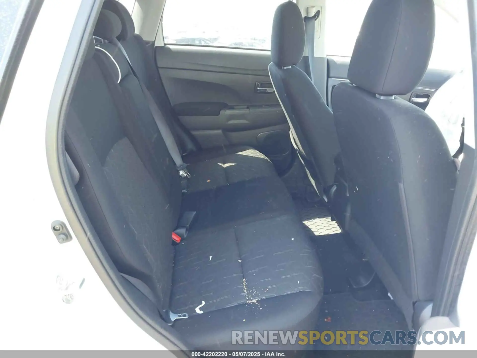 8 Photograph of a damaged car JA4ARUAU9RU014031 MITSUBISHI OUTLANDER SPORT 2024