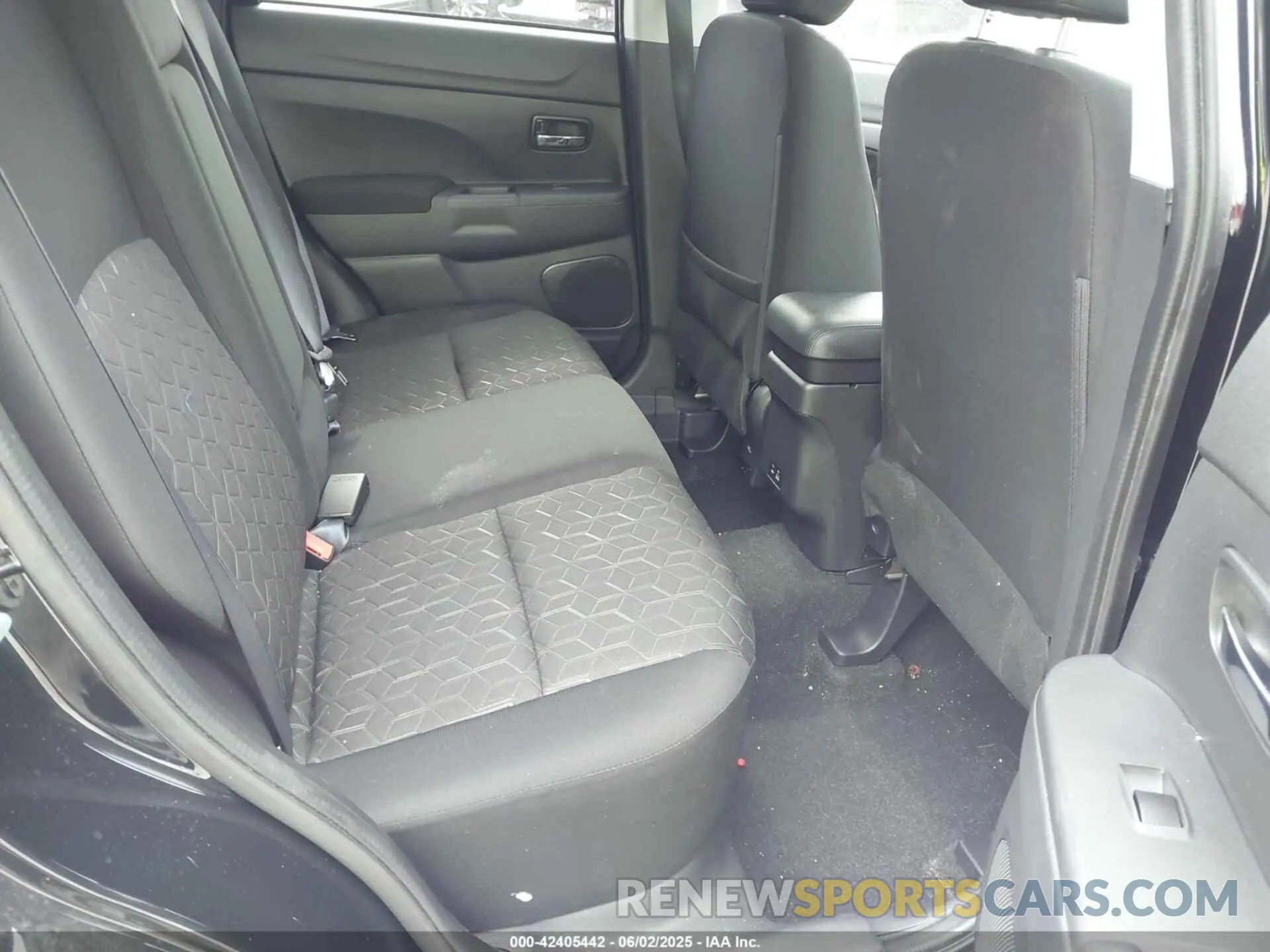 8 Photograph of a damaged car JA4ARUAU9RU014837 MITSUBISHI OUTLANDER SPORT 2024