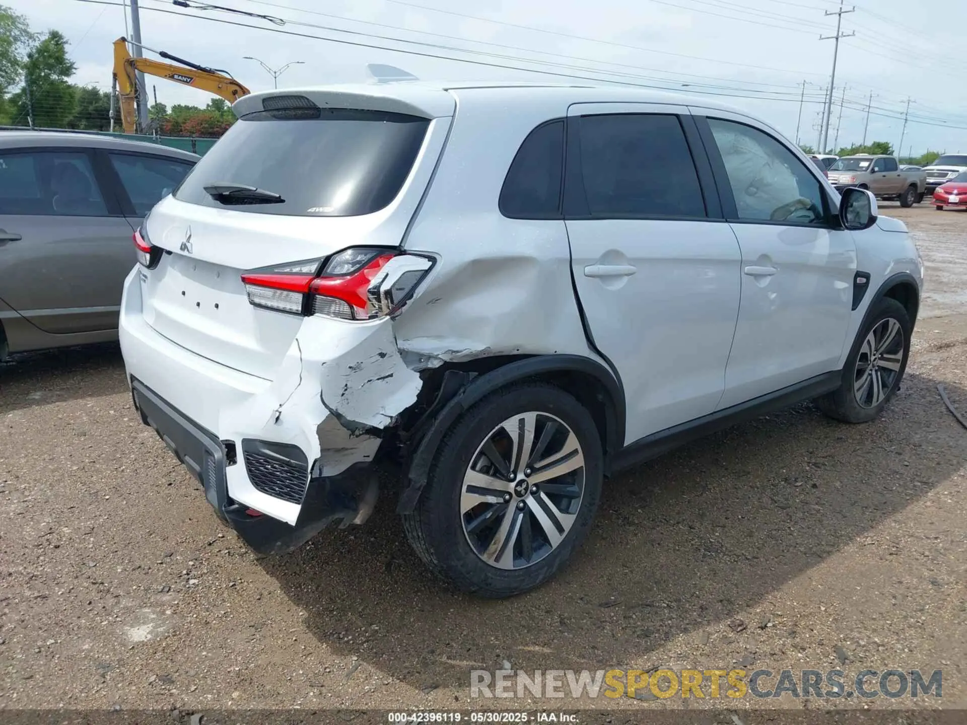 4 Photograph of a damaged car JA4ARUAU9RU016345 MITSUBISHI OUTLANDER SPORT 2024