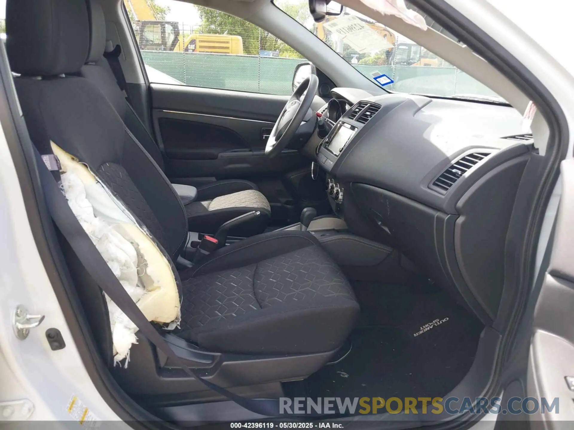 5 Photograph of a damaged car JA4ARUAU9RU016345 MITSUBISHI OUTLANDER SPORT 2024