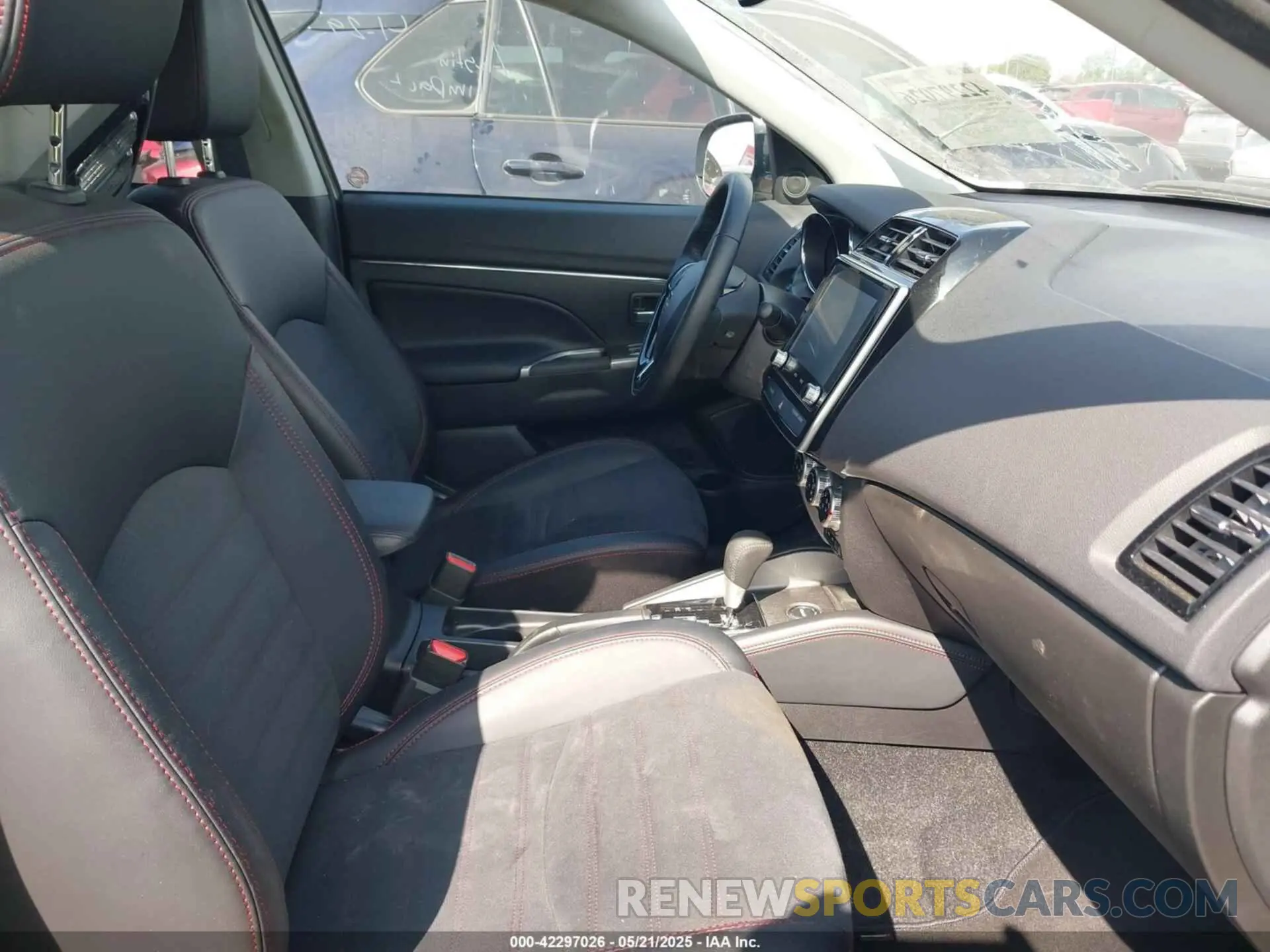 5 Photograph of a damaged car JA4ARUAUXRU008206 MITSUBISHI OUTLANDER SPORT 2024