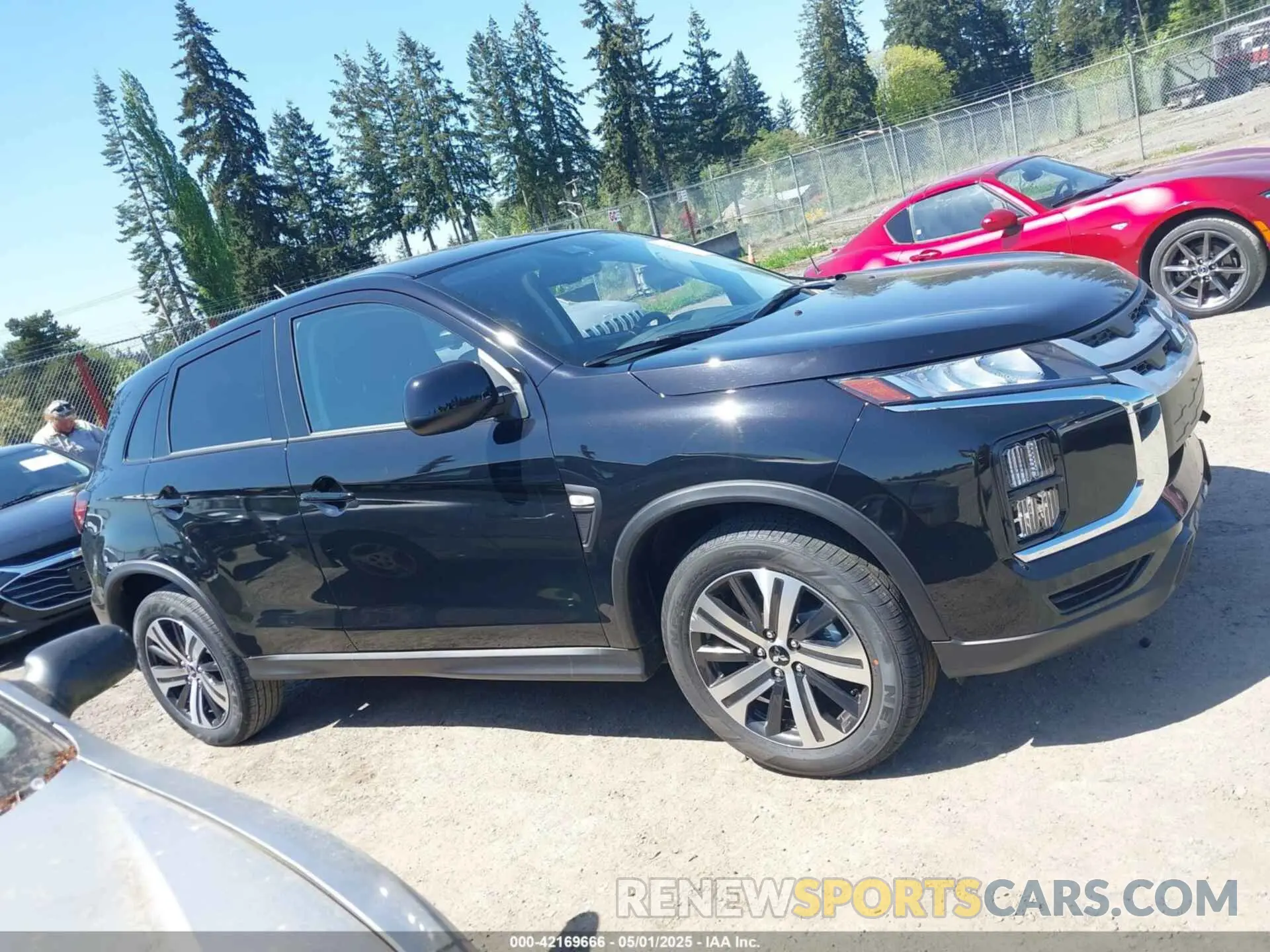 14 Photograph of a damaged car JA4ARUAU1SU003997 MITSUBISHI OUTLANDER SPORT 2025