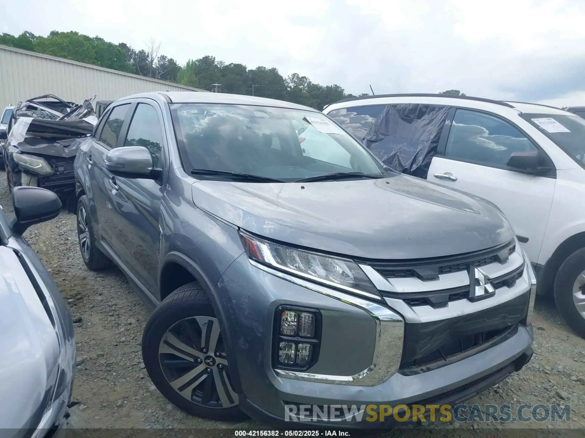 13 Photograph of a damaged car JA4ARUAU4SU000527 MITSUBISHI OUTLANDER SPORT 2025