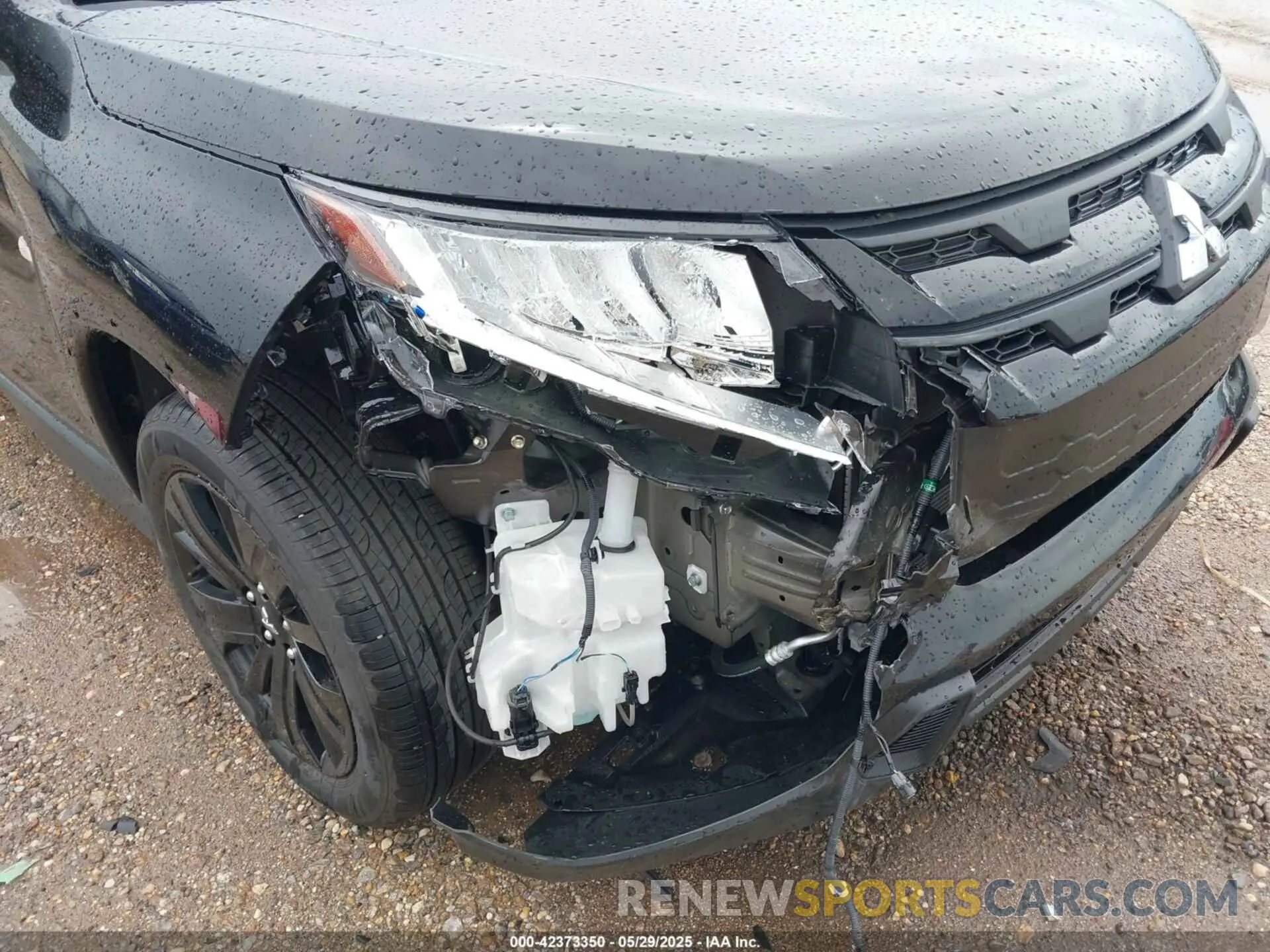 6 Photograph of a damaged car JA4ARUAU5SU001492 MITSUBISHI OUTLANDER SPORT 2025