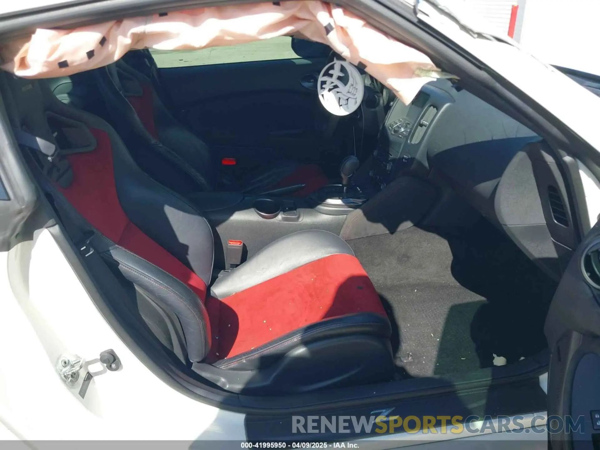 5 Photograph of a damaged car JN1AZ4EH1KM420123 NISSAN 370Z 2019