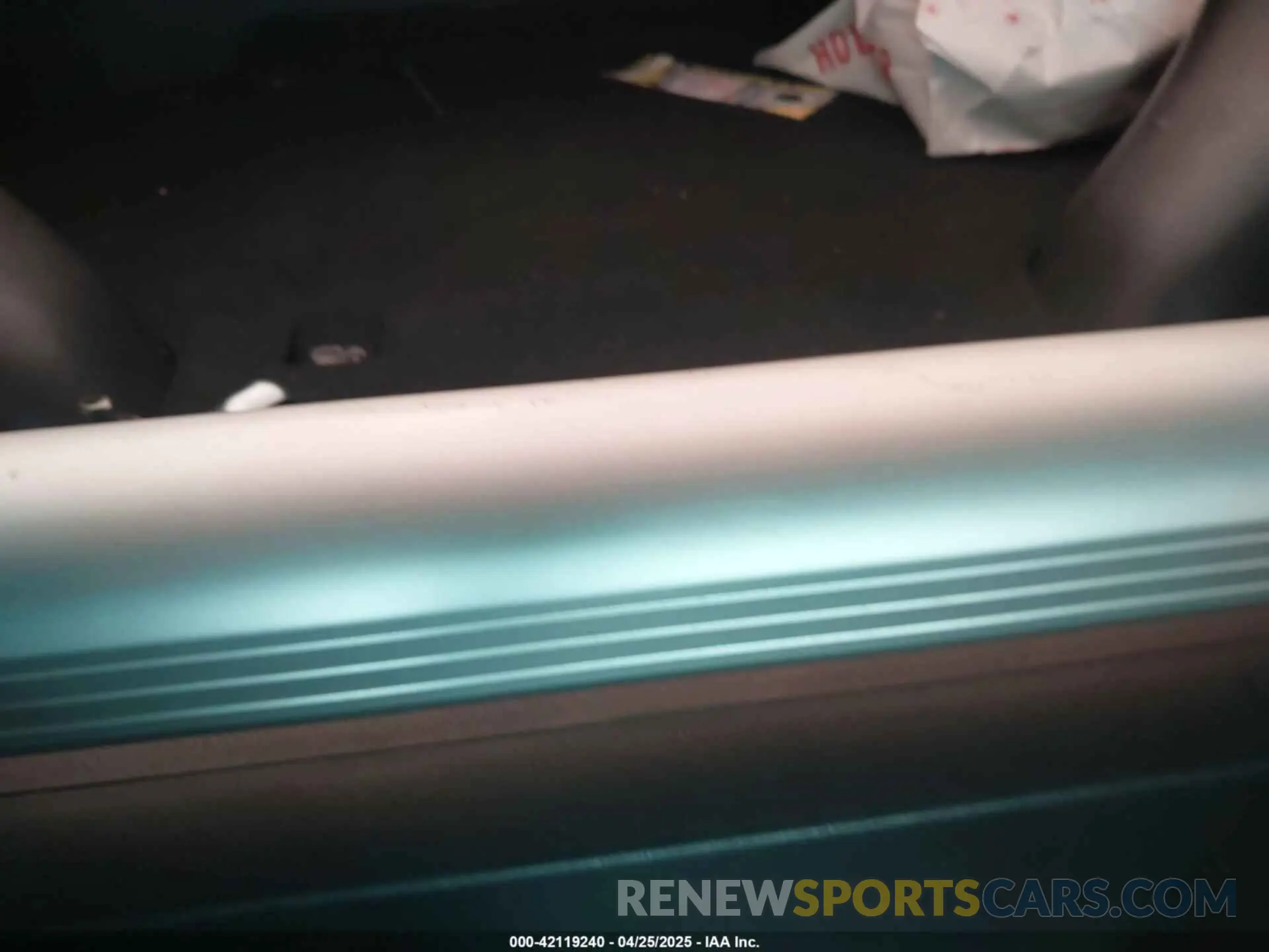 8 Photograph of a damaged car JN1AZ4EH8KM420720 NISSAN 370Z 2019