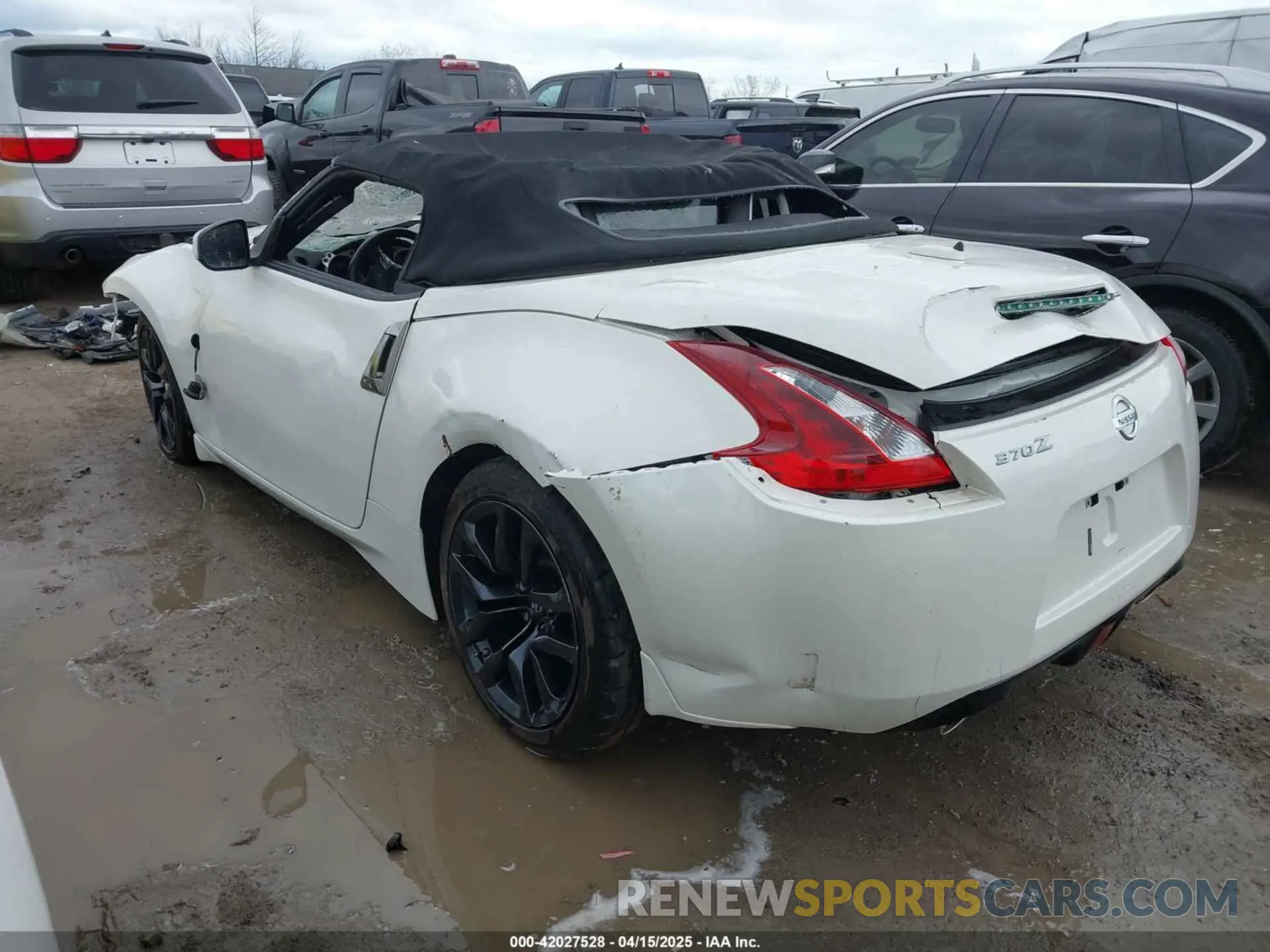 3 Photograph of a damaged car JN1AZ4FH7KM620177 NISSAN 370Z 2019