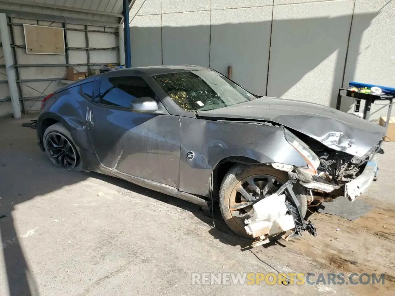 4 Photograph of a damaged car JN1AZ4EH0LM820451 NISSAN 370Z 2020