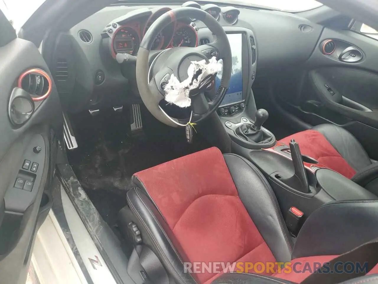 8 Photograph of a damaged car JN1AZ4EH1LM821995 NISSAN 370Z 2020