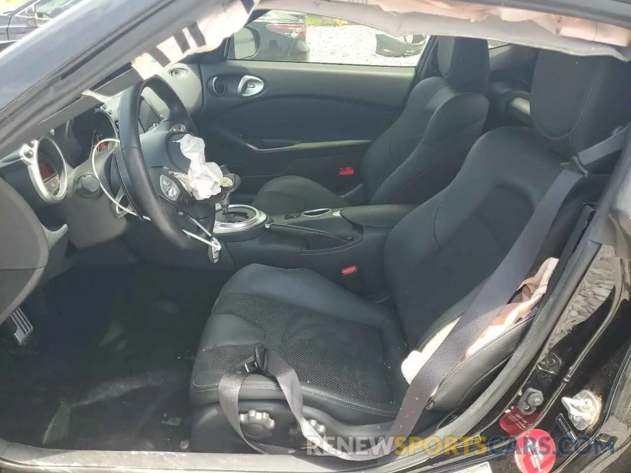 7 Photograph of a damaged car JN1AZ4EH3LM822727 NISSAN 370Z 2020