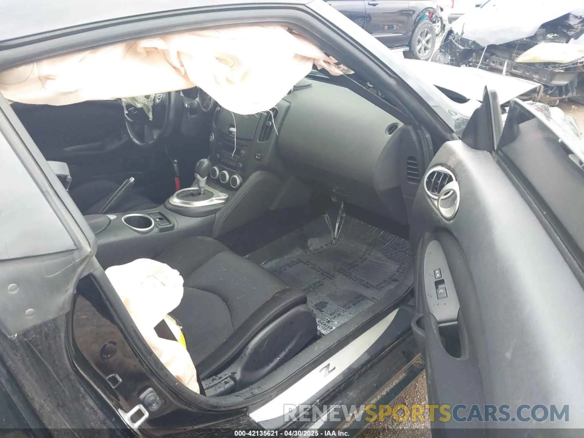 5 Photograph of a damaged car JN1AZ4EH6LM823399 NISSAN 370Z 2020