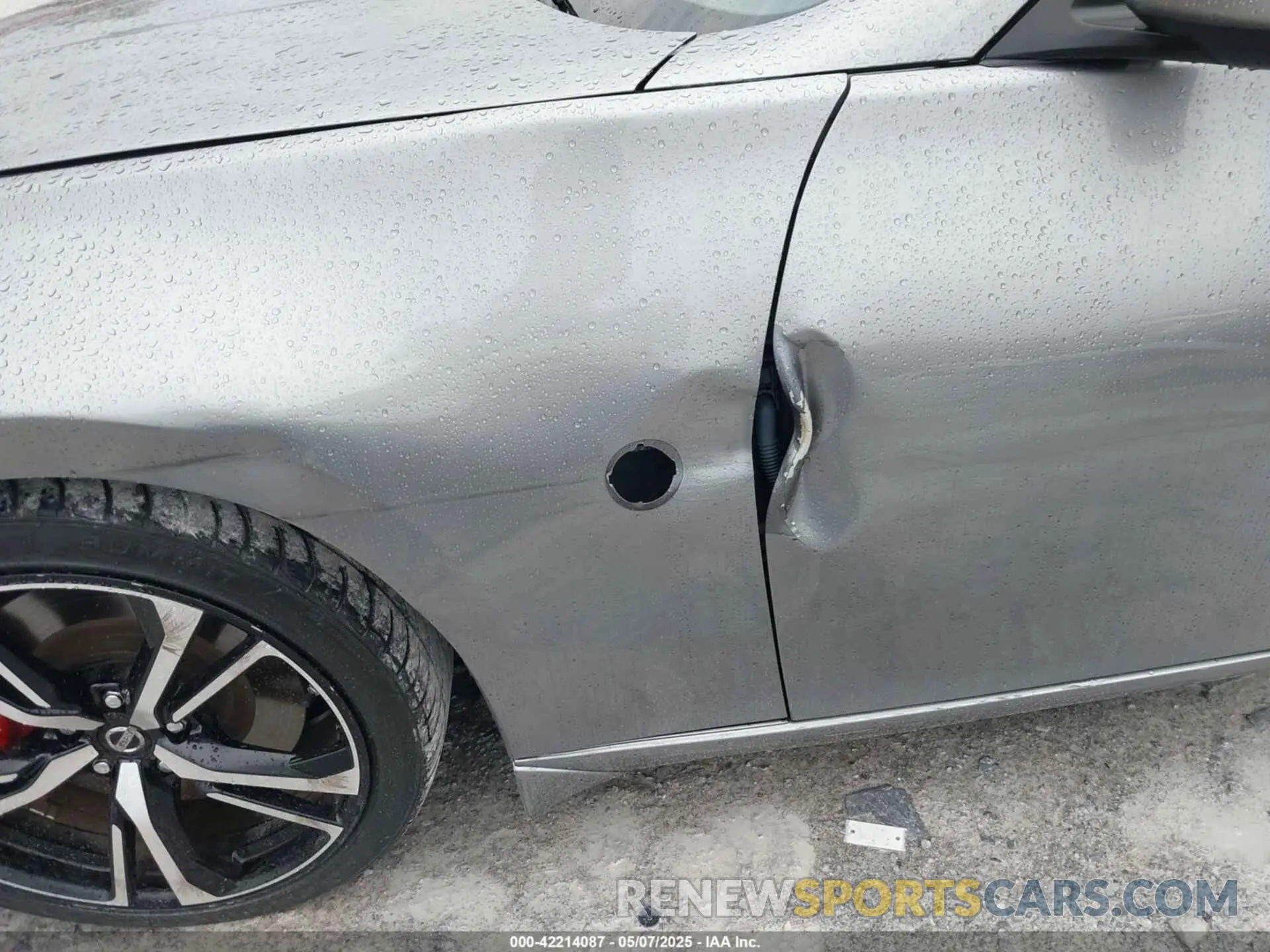 6 Photograph of a damaged car JN1AZ4EH9LM821033 NISSAN 370Z 2020