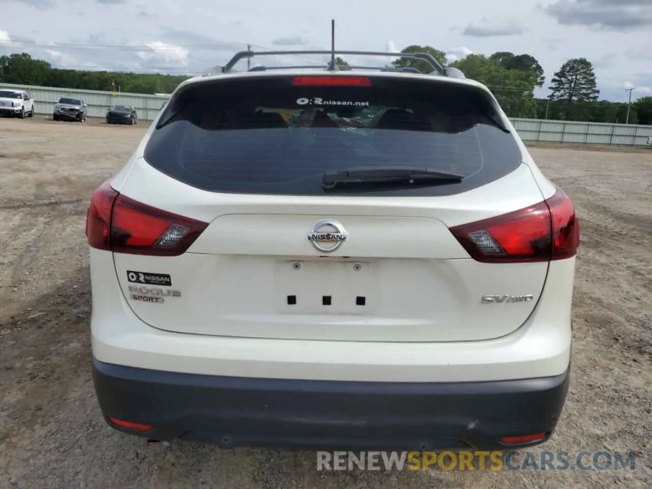 6 Photograph of a damaged car JN1BJ1CR2KW630076 NISSAN All Models 2019