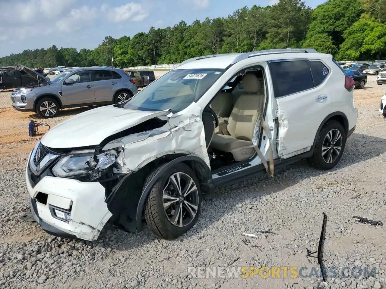 1 Photograph of a damaged car JN8AT2MT5KW261706 NISSAN All Models 2019