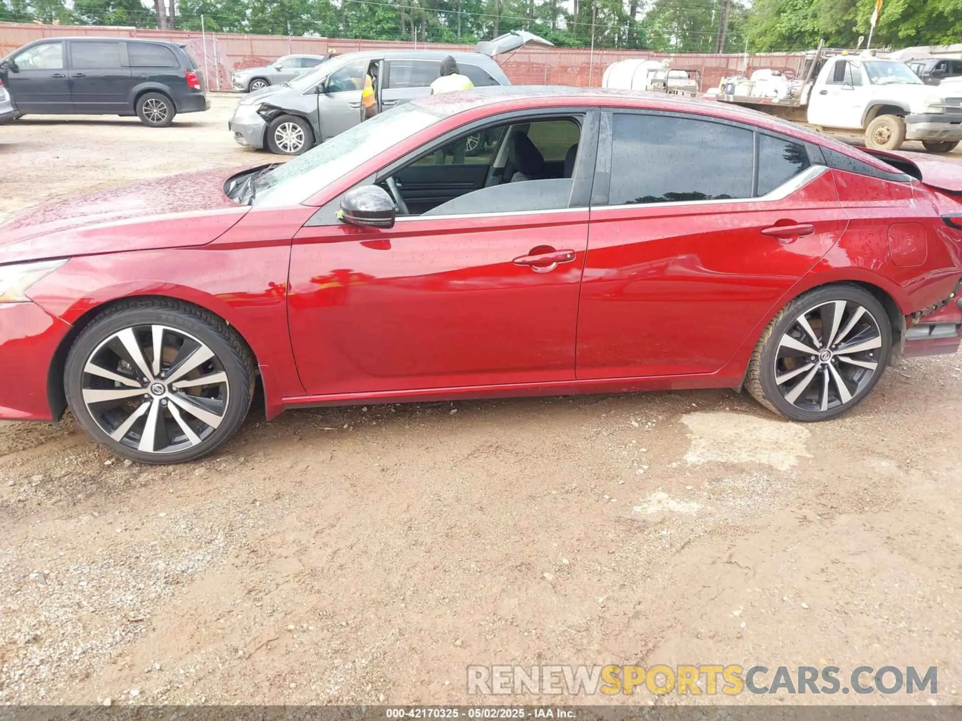 15 Photograph of a damaged car 1N4AL4CV4KC225393 NISSAN ALTIMA 2019