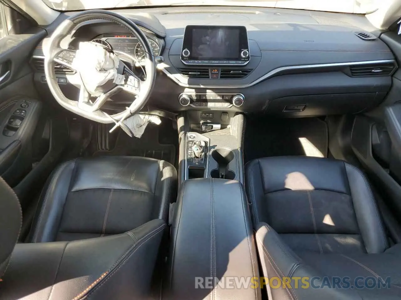 8 Photograph of a damaged car 1N4AL4CV8KC224022 NISSAN ALTIMA 2019