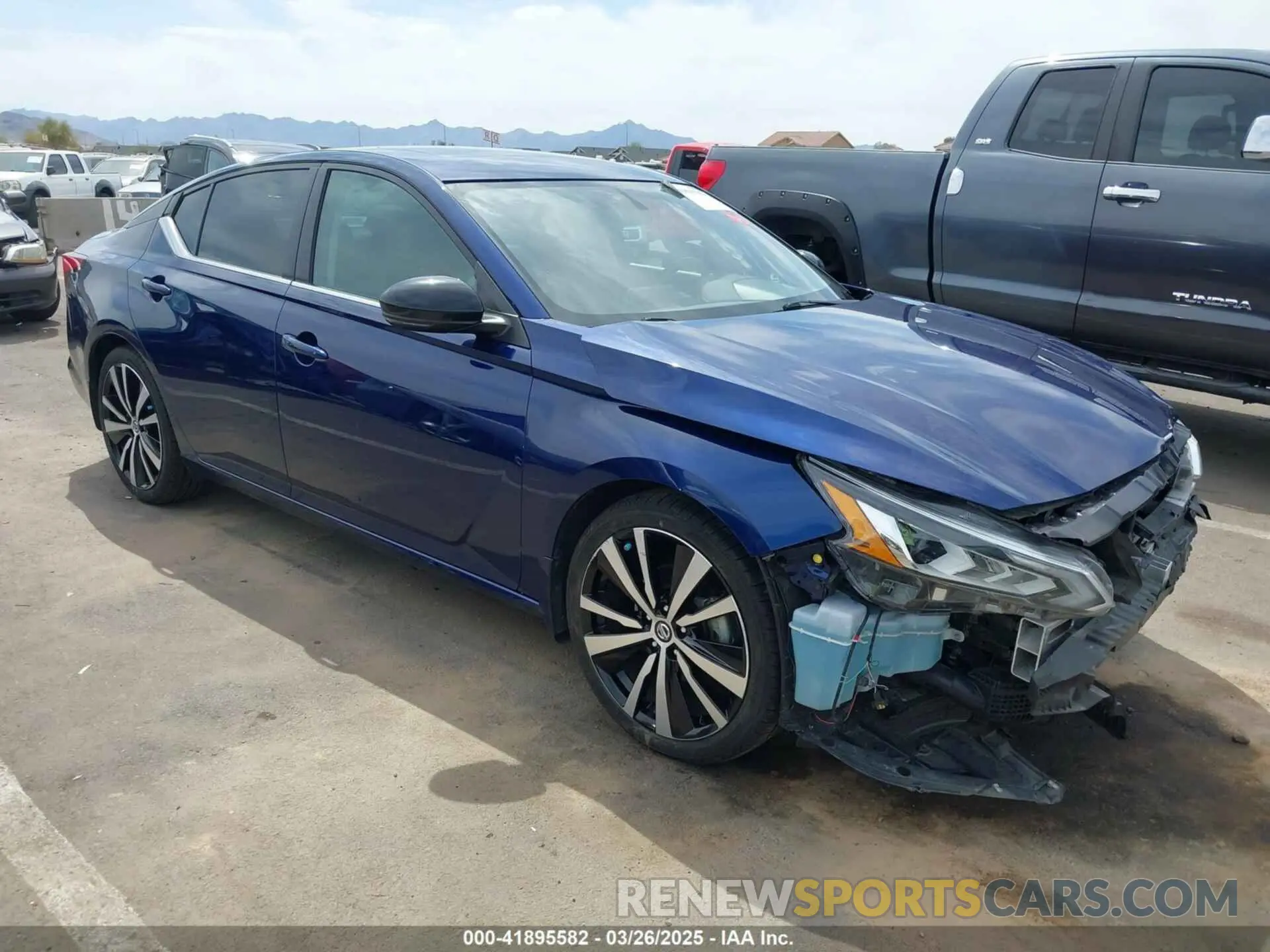 1 Photograph of a damaged car 1N4AL4CVXKC226595 NISSAN ALTIMA 2019