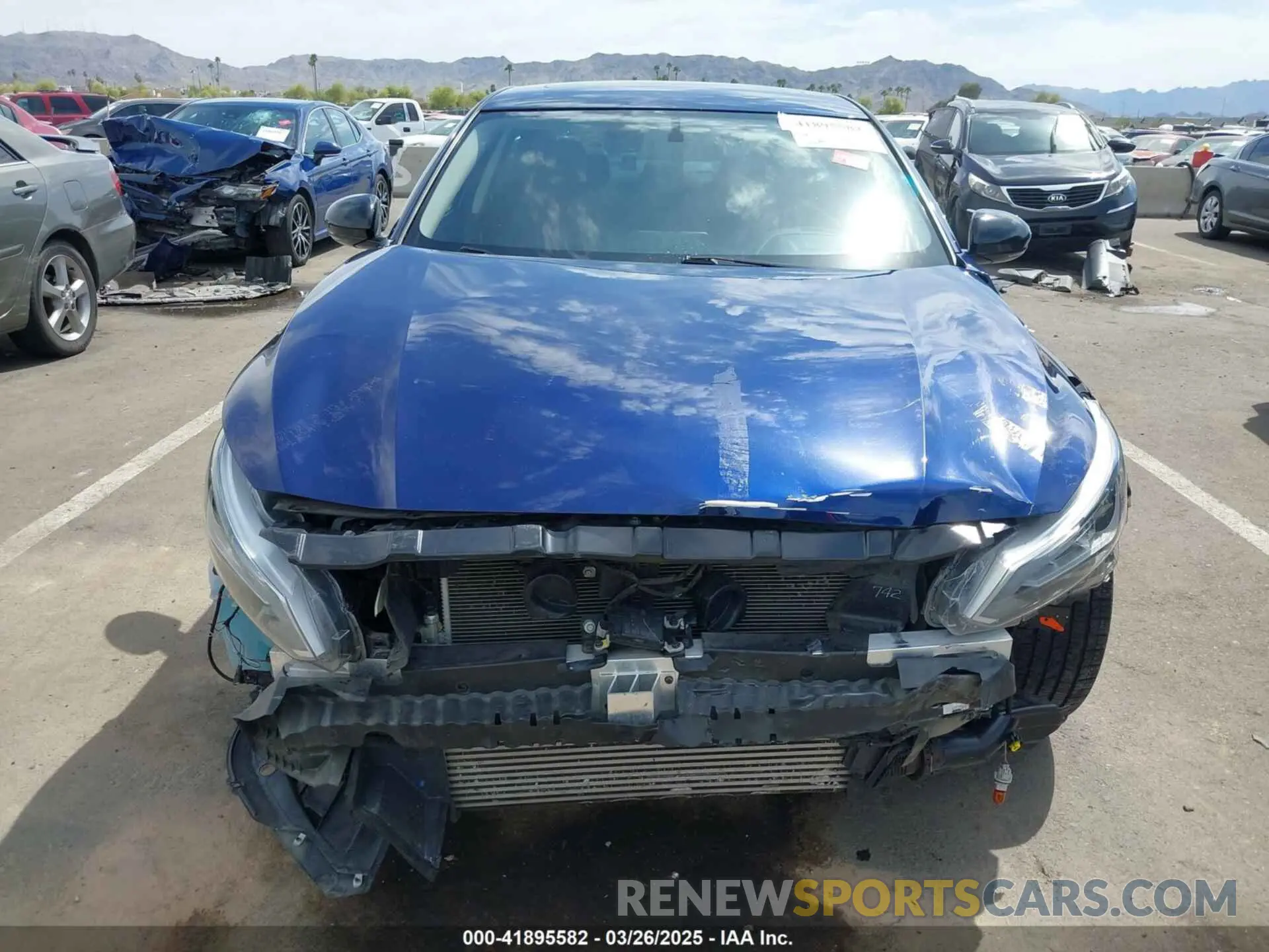 13 Photograph of a damaged car 1N4AL4CVXKC226595 NISSAN ALTIMA 2019