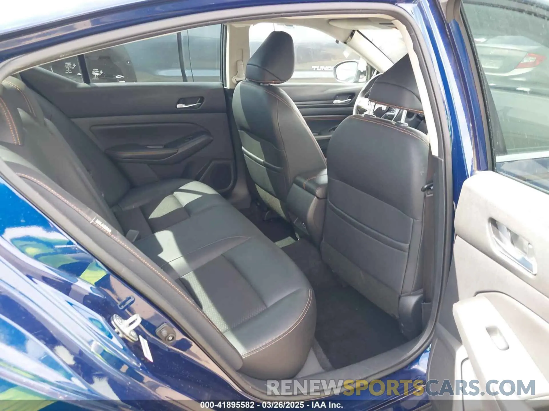 8 Photograph of a damaged car 1N4AL4CVXKC226595 NISSAN ALTIMA 2019