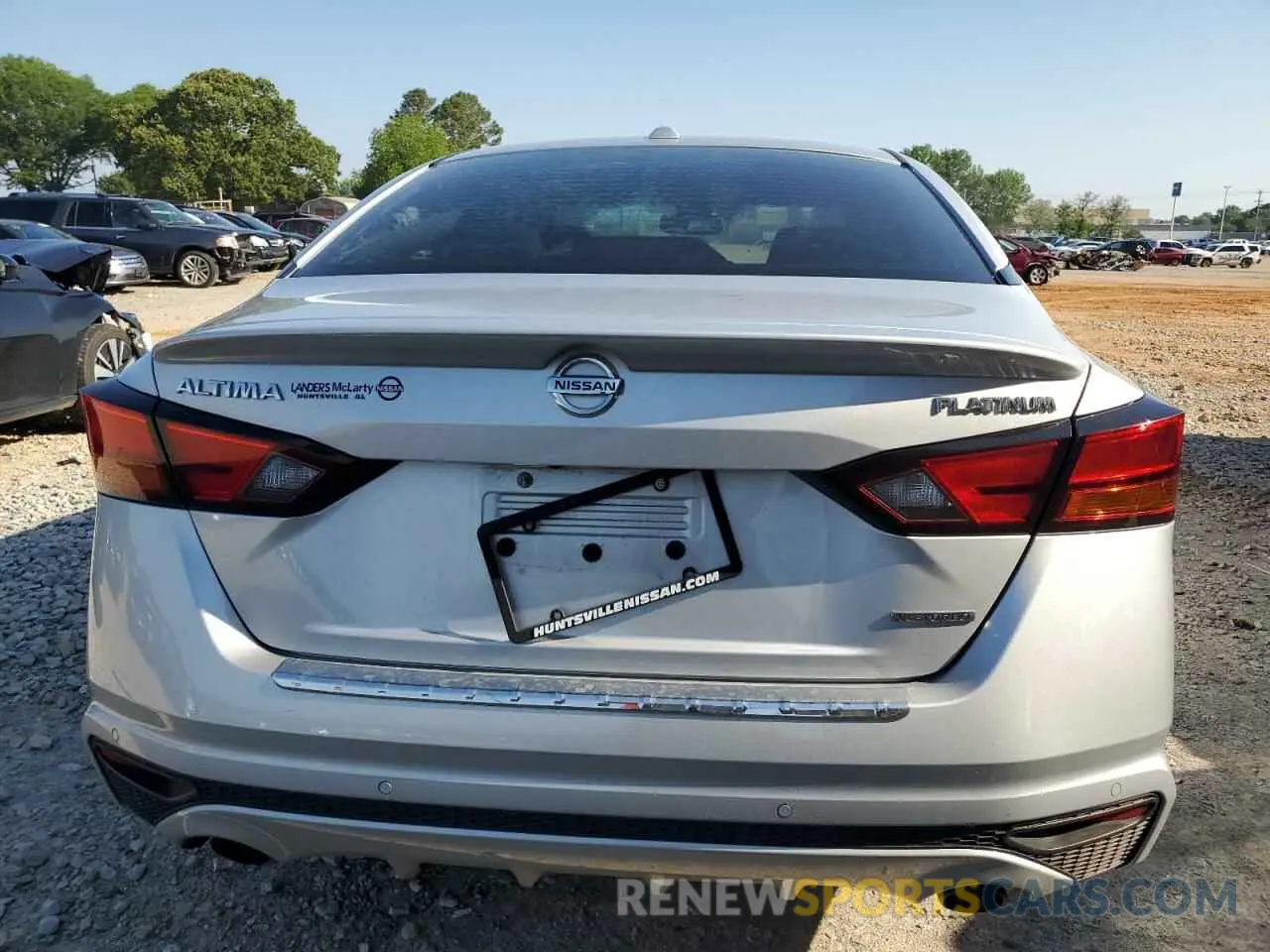 6 Photograph of a damaged car 1N4AL4FV2KC246836 NISSAN ALTIMA 2019