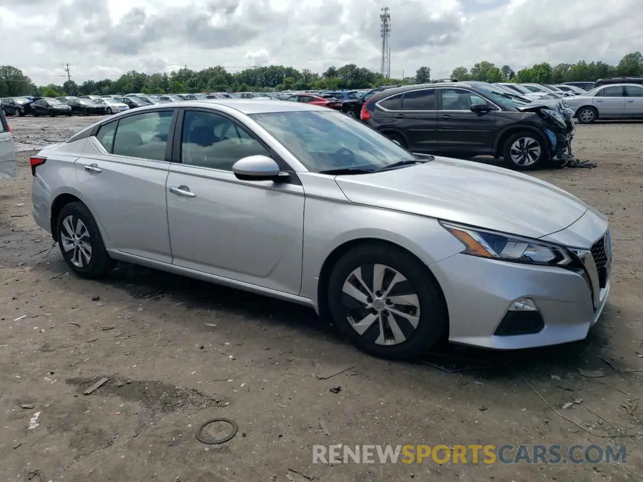 4 Photograph of a damaged car 1N4BL4BV0KC137124 NISSAN ALTIMA 2019