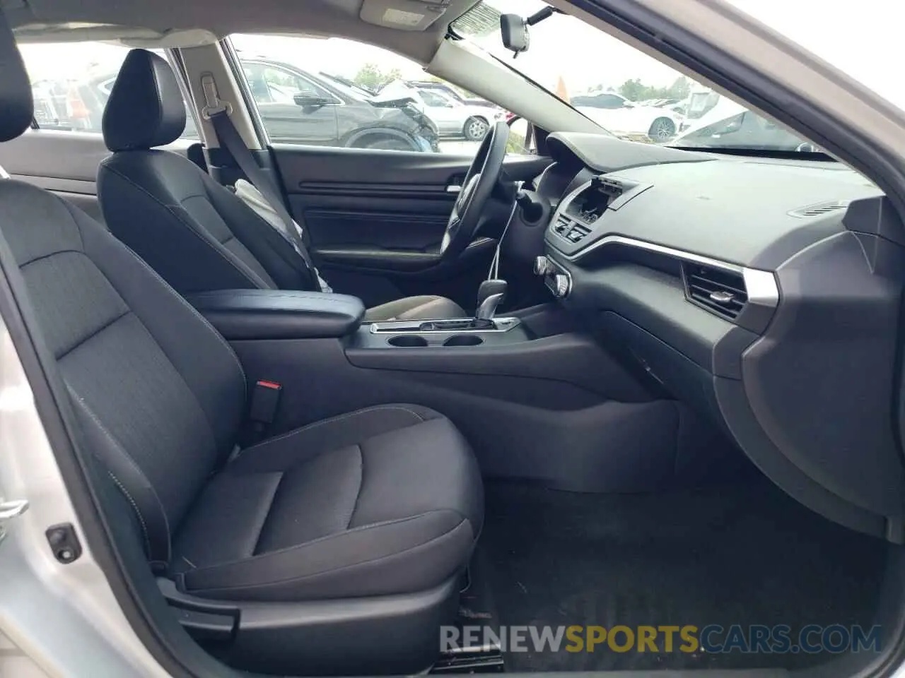 7 Photograph of a damaged car 1N4BL4BV0KC137124 NISSAN ALTIMA 2019