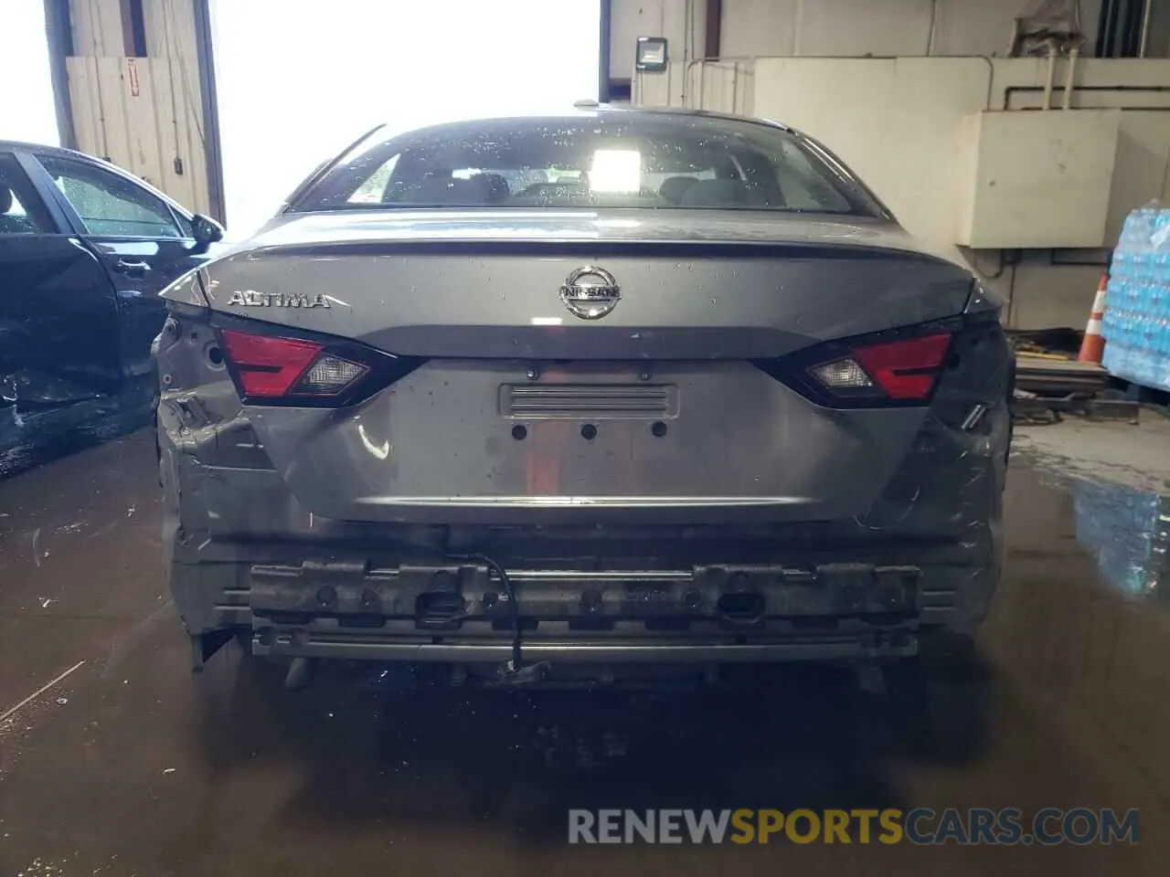 6 Photograph of a damaged car 1N4BL4BV0KC143232 NISSAN ALTIMA 2019