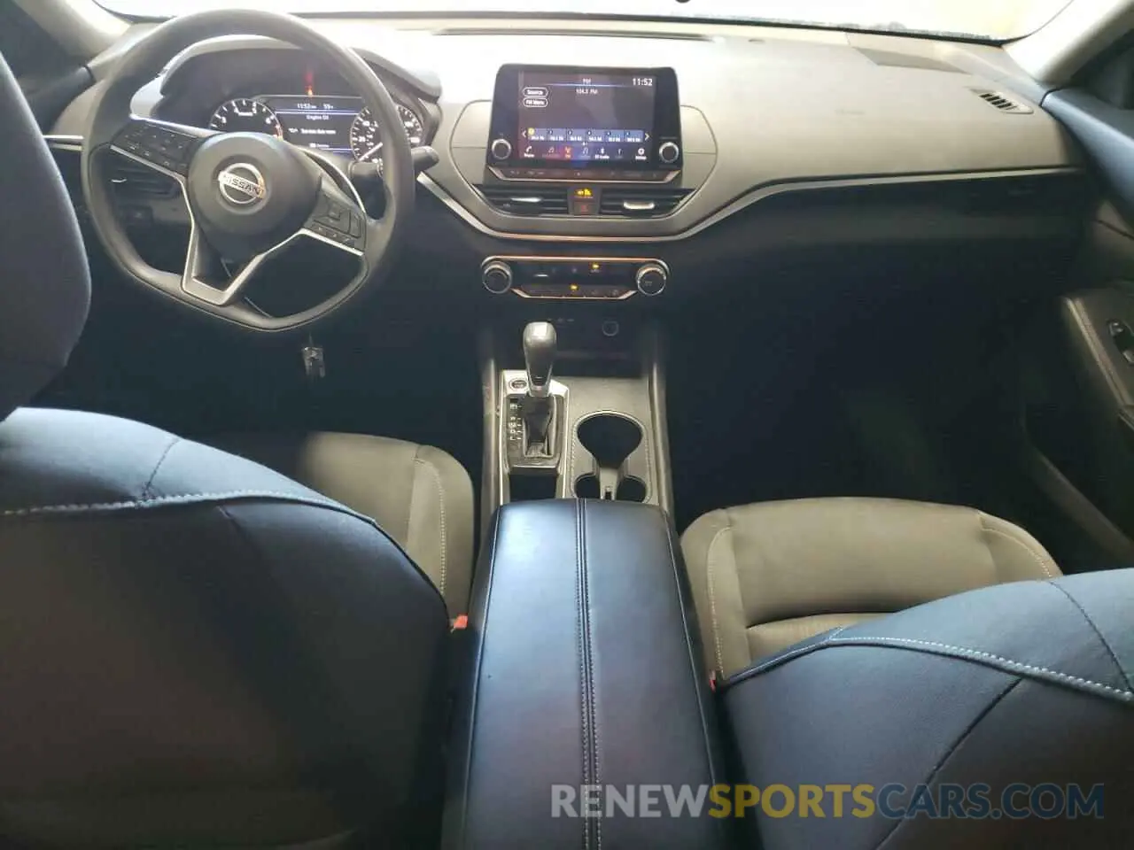 8 Photograph of a damaged car 1N4BL4BV0KC143232 NISSAN ALTIMA 2019