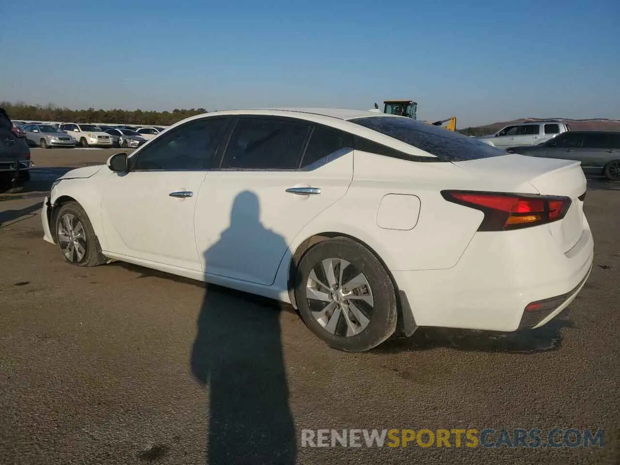 2 Photograph of a damaged car 1N4BL4BV0KC175095 NISSAN ALTIMA 2019