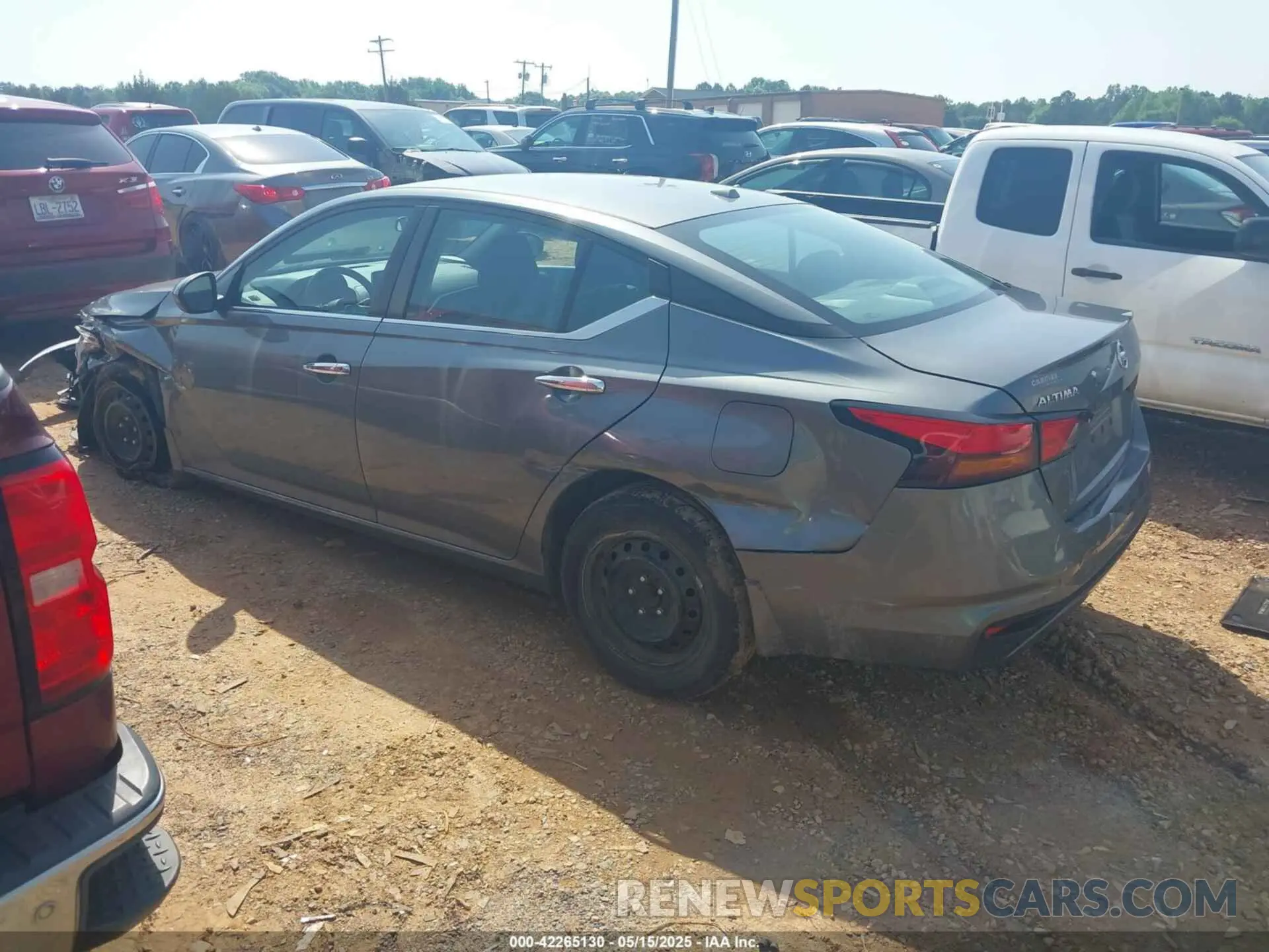 3 Photograph of a damaged car 1N4BL4BV0KC188011 NISSAN ALTIMA 2019
