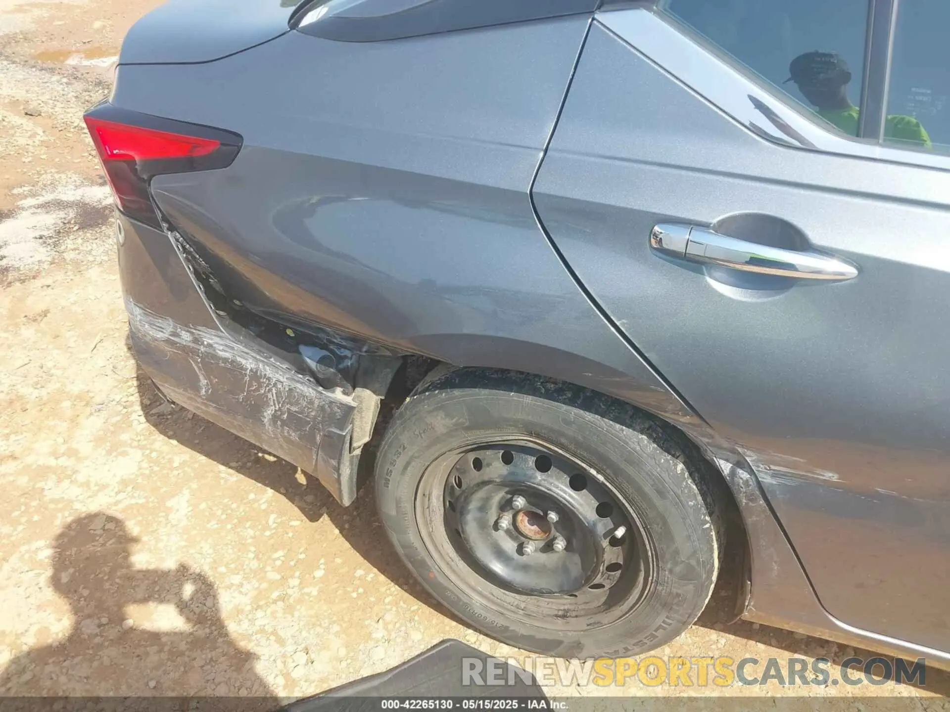 6 Photograph of a damaged car 1N4BL4BV0KC188011 NISSAN ALTIMA 2019