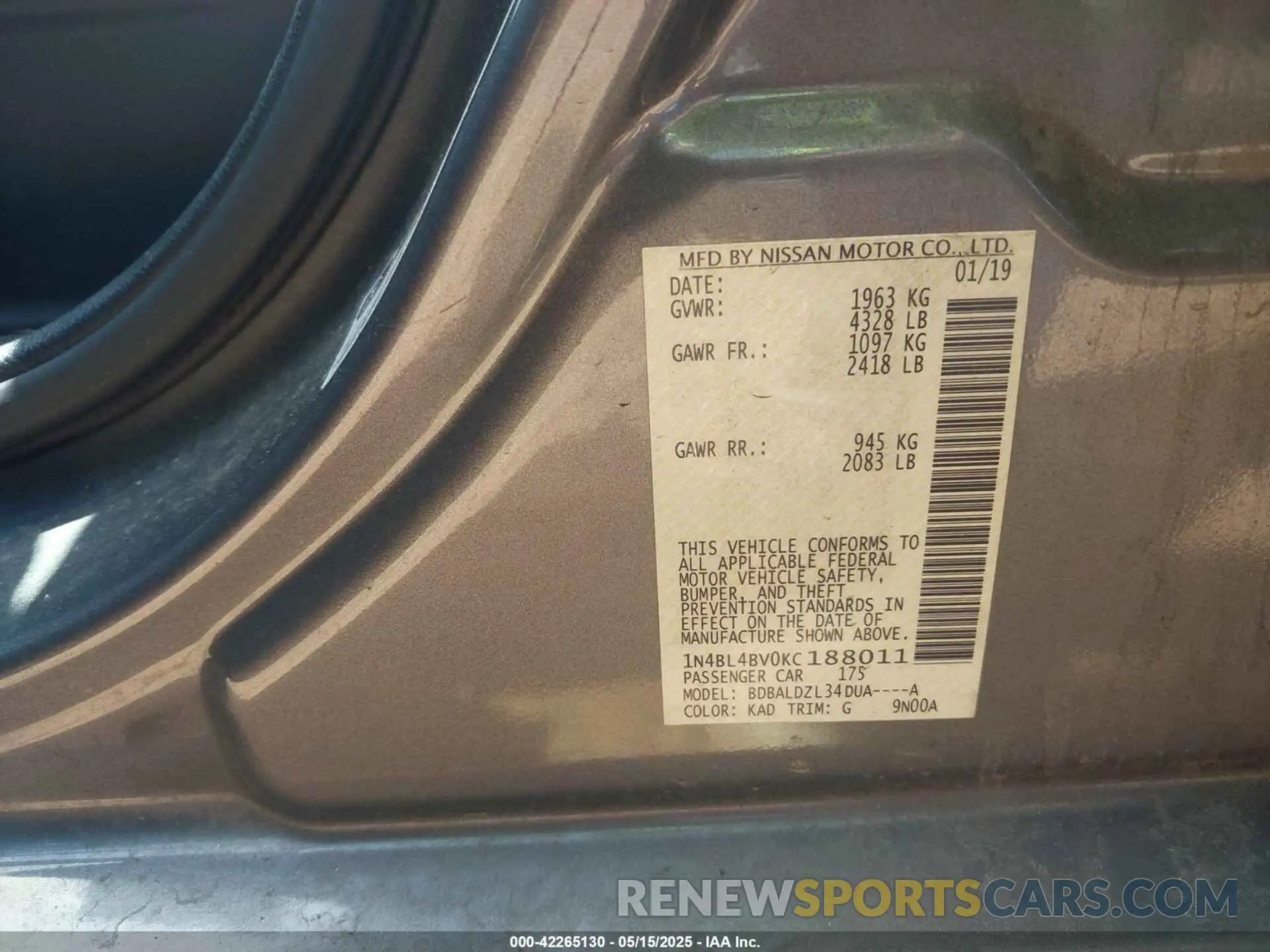 9 Photograph of a damaged car 1N4BL4BV0KC188011 NISSAN ALTIMA 2019
