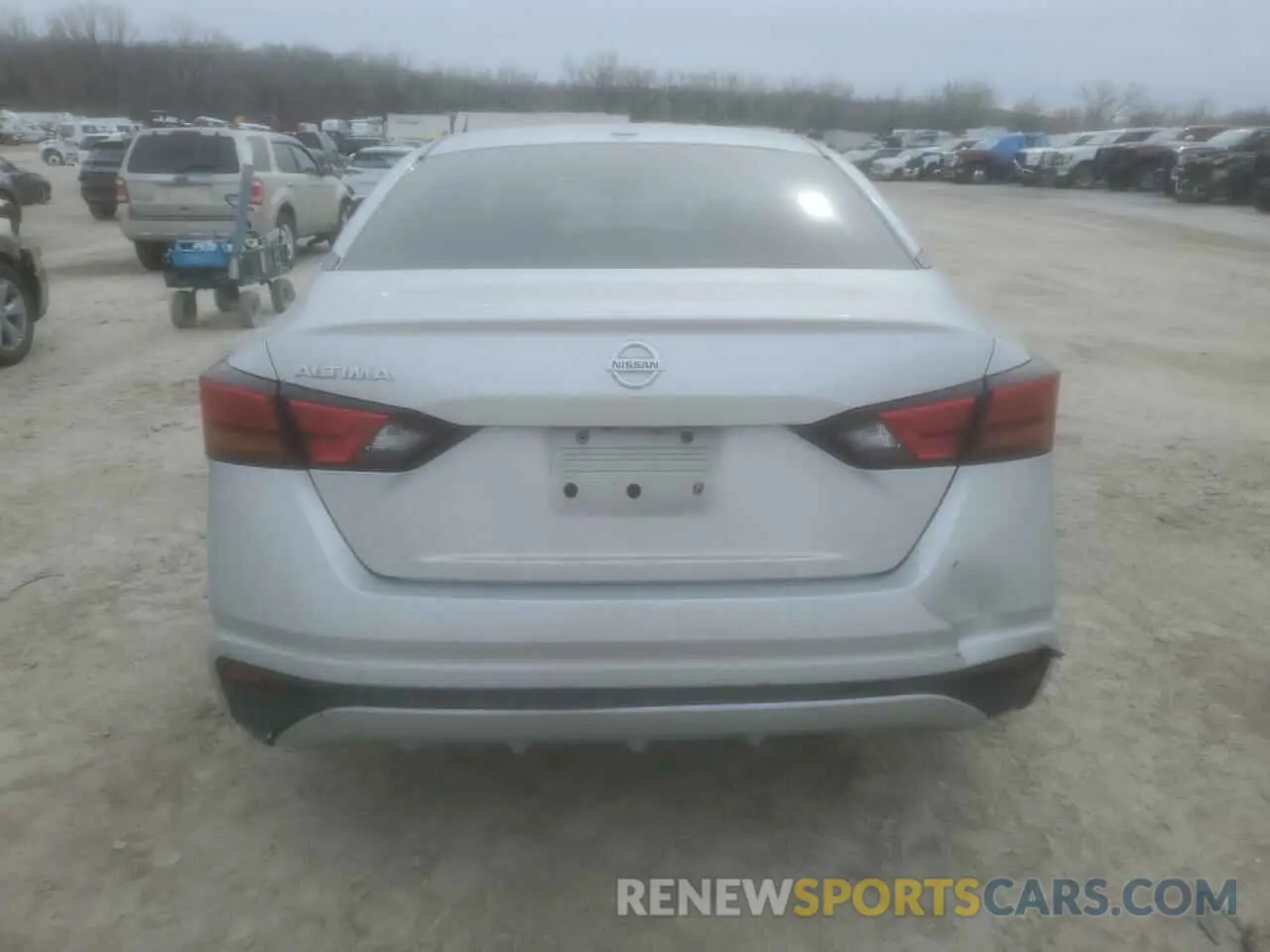 6 Photograph of a damaged car 1N4BL4BV0KC192074 NISSAN ALTIMA 2019