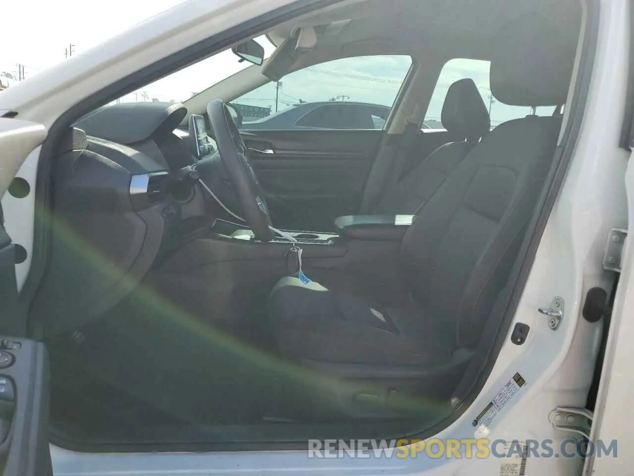 7 Photograph of a damaged car 1N4BL4BV0KC203106 NISSAN ALTIMA 2019