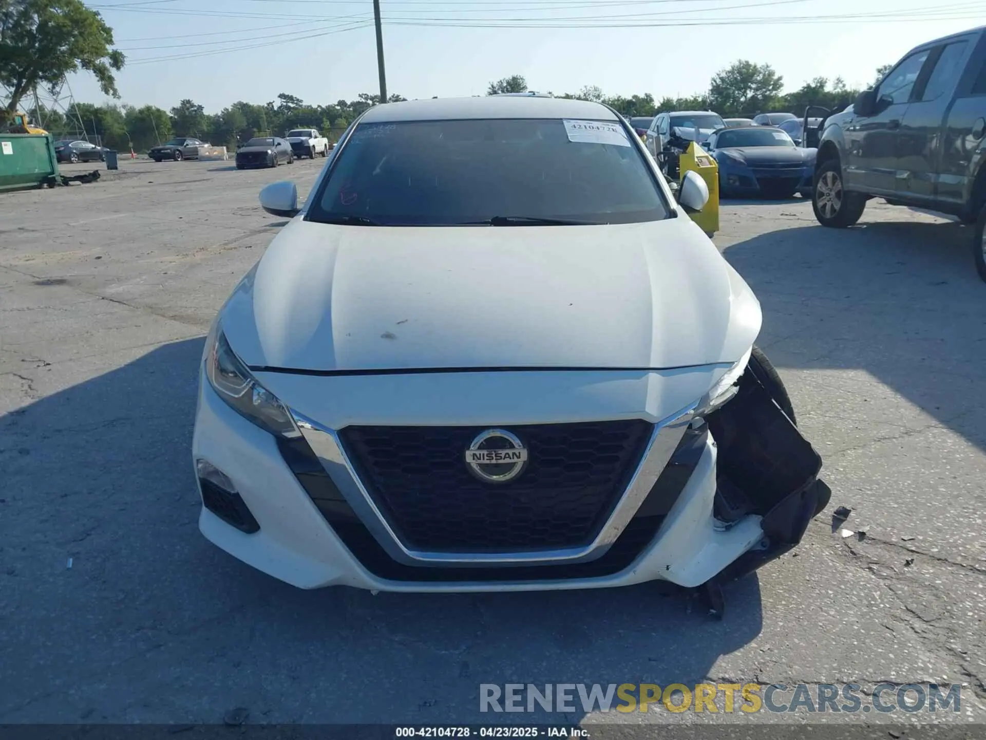 12 Photograph of a damaged car 1N4BL4BV0KC216700 NISSAN ALTIMA 2019