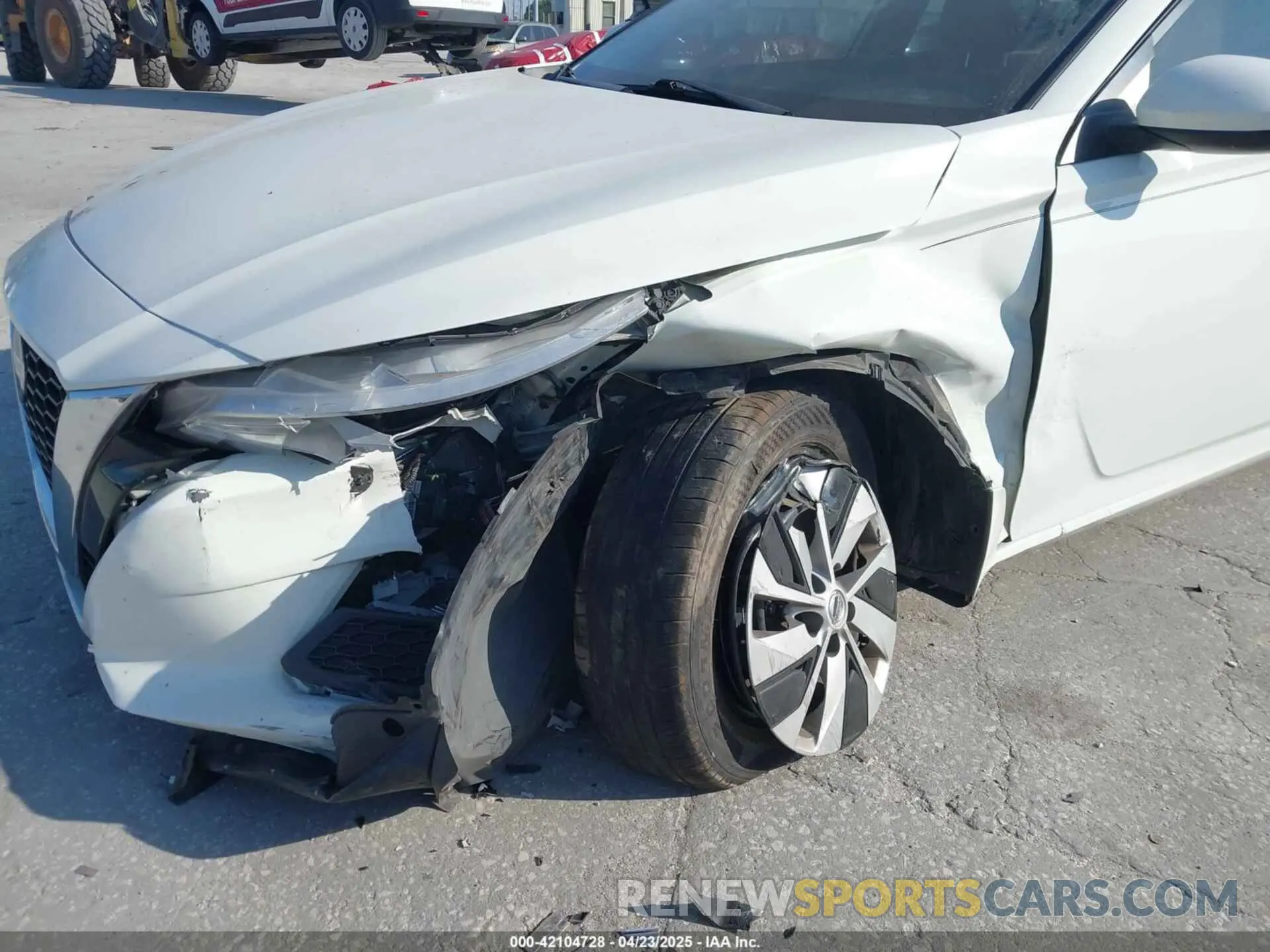 6 Photograph of a damaged car 1N4BL4BV0KC216700 NISSAN ALTIMA 2019