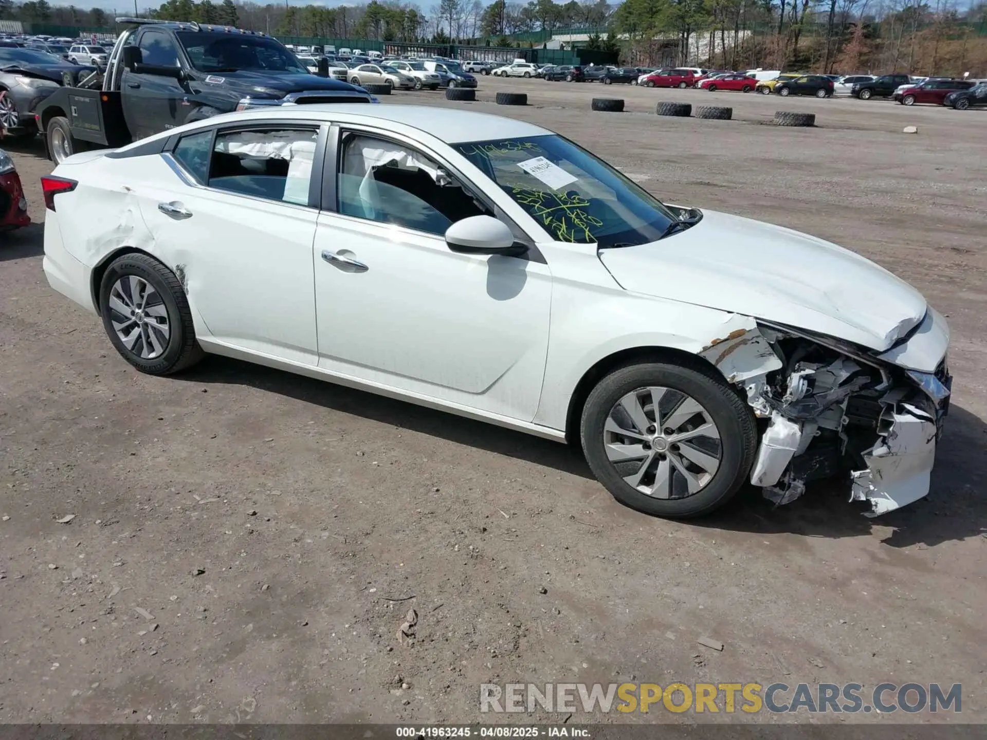 1 Photograph of a damaged car 1N4BL4BV0KC218219 NISSAN ALTIMA 2019