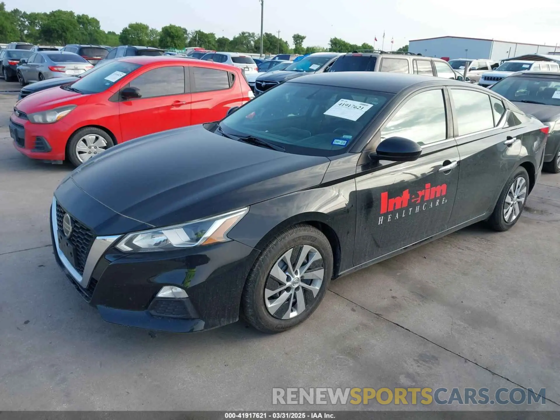 2 Photograph of a damaged car 1N4BL4BV0KC233402 NISSAN ALTIMA 2019