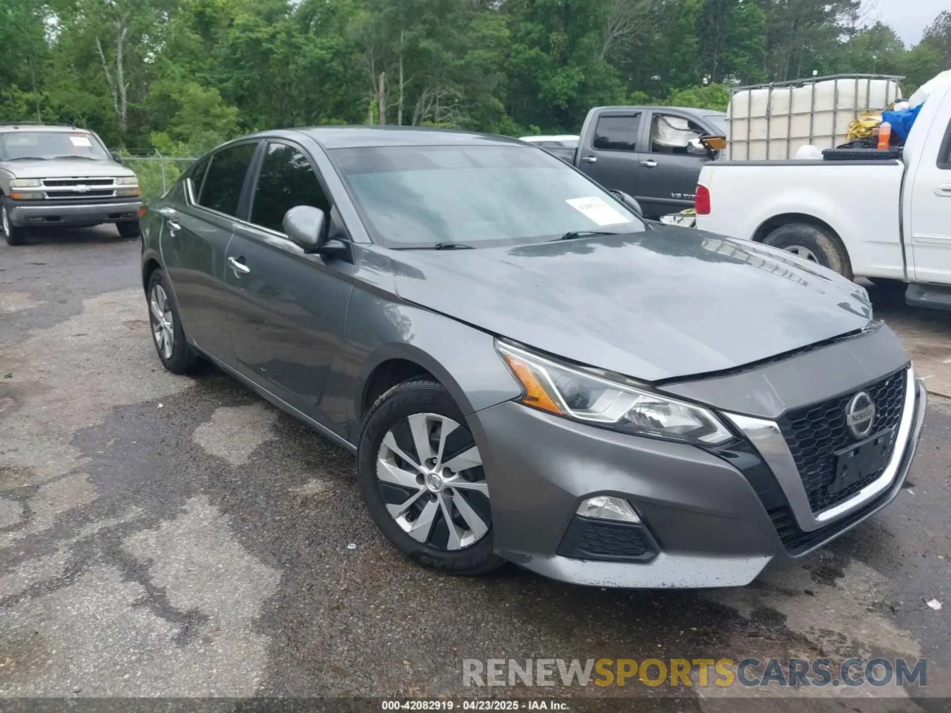 1 Photograph of a damaged car 1N4BL4BV0KC249440 NISSAN ALTIMA 2019