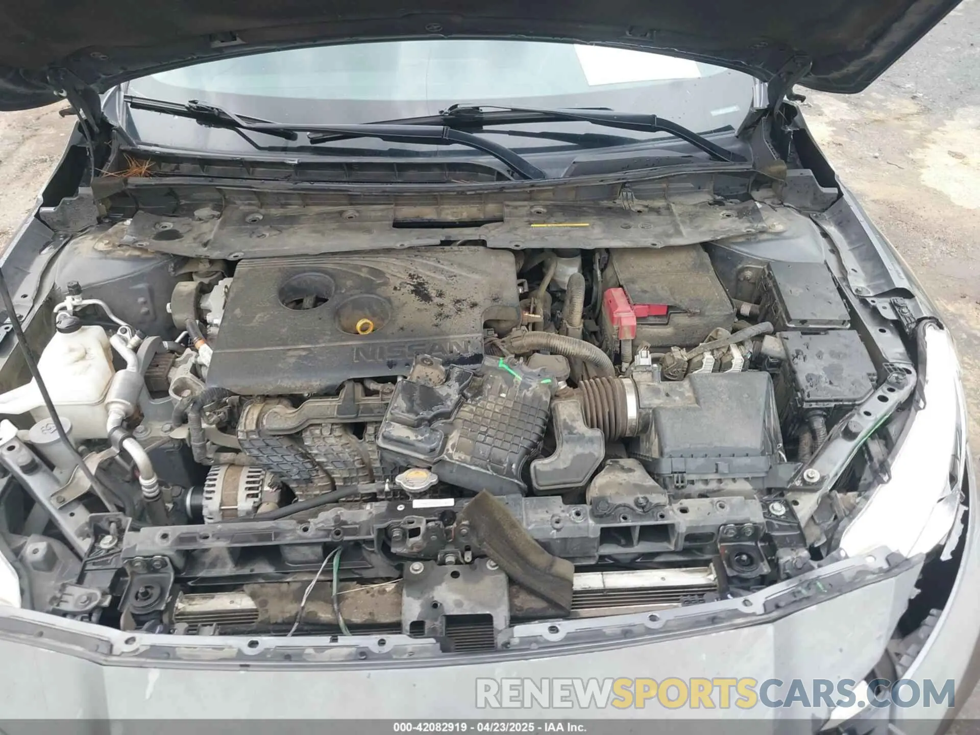 10 Photograph of a damaged car 1N4BL4BV0KC249440 NISSAN ALTIMA 2019