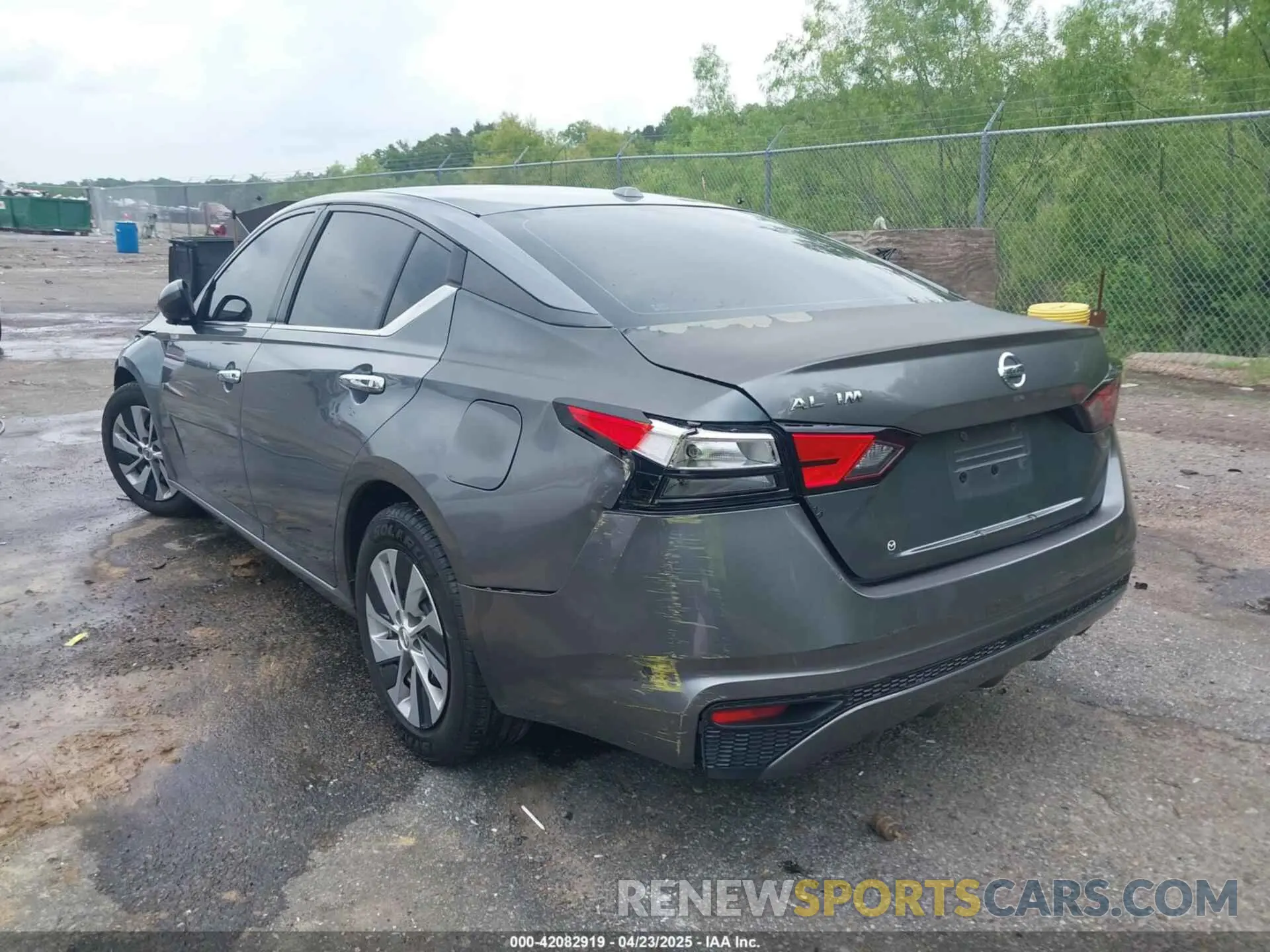 3 Photograph of a damaged car 1N4BL4BV0KC249440 NISSAN ALTIMA 2019