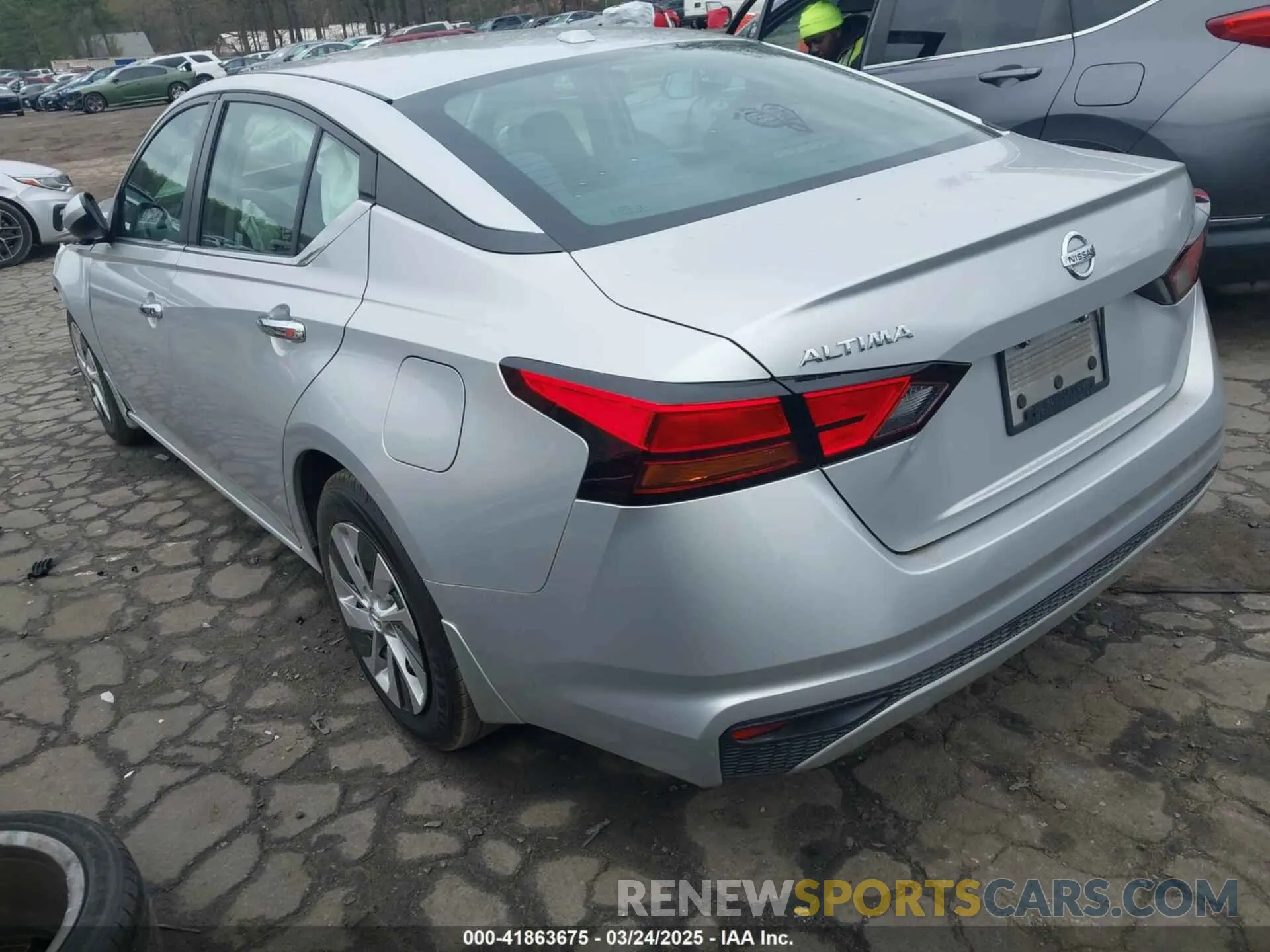 3 Photograph of a damaged car 1N4BL4BV0KC254007 NISSAN ALTIMA 2019
